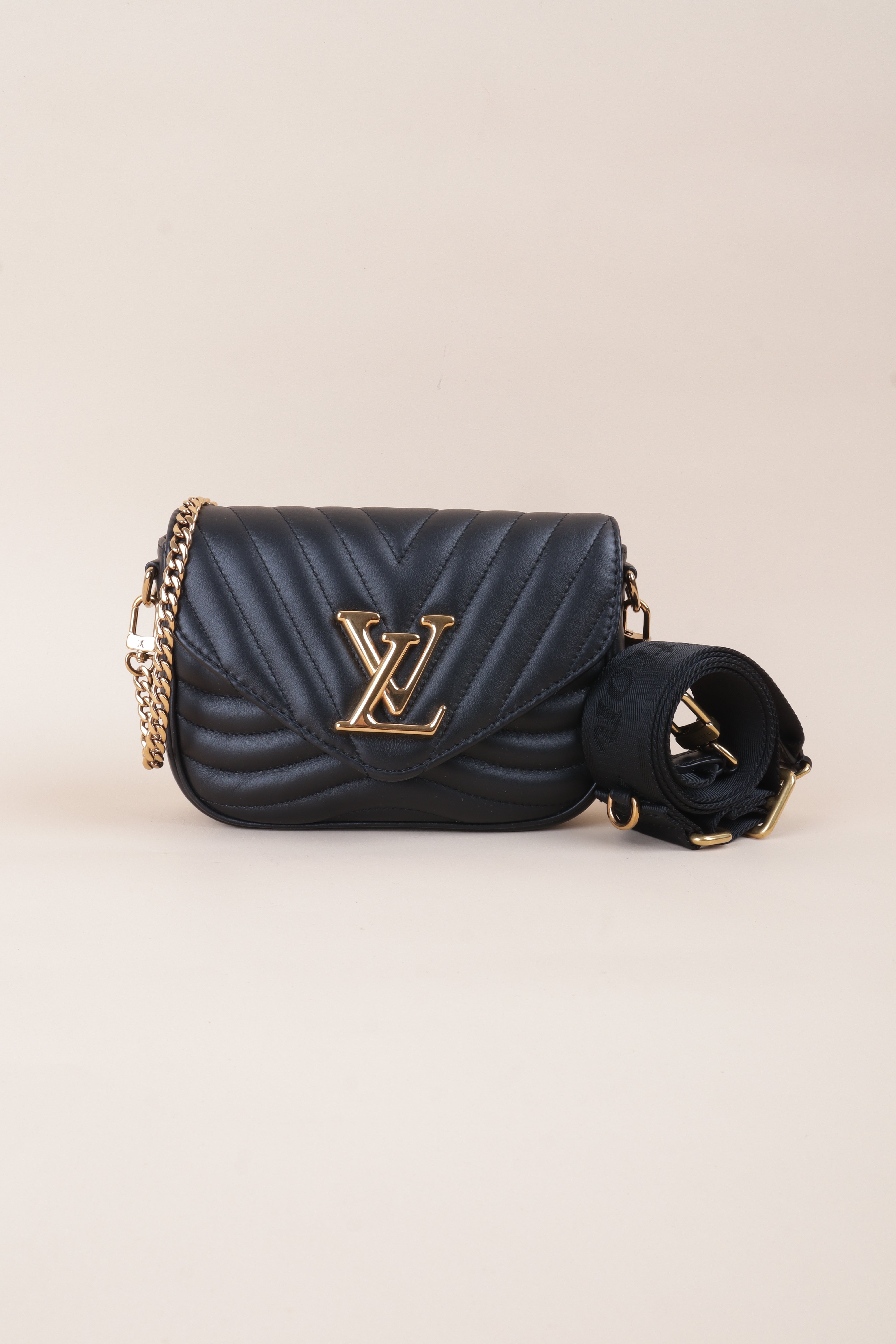 LOUIS VUITTON new wave multi pochette black