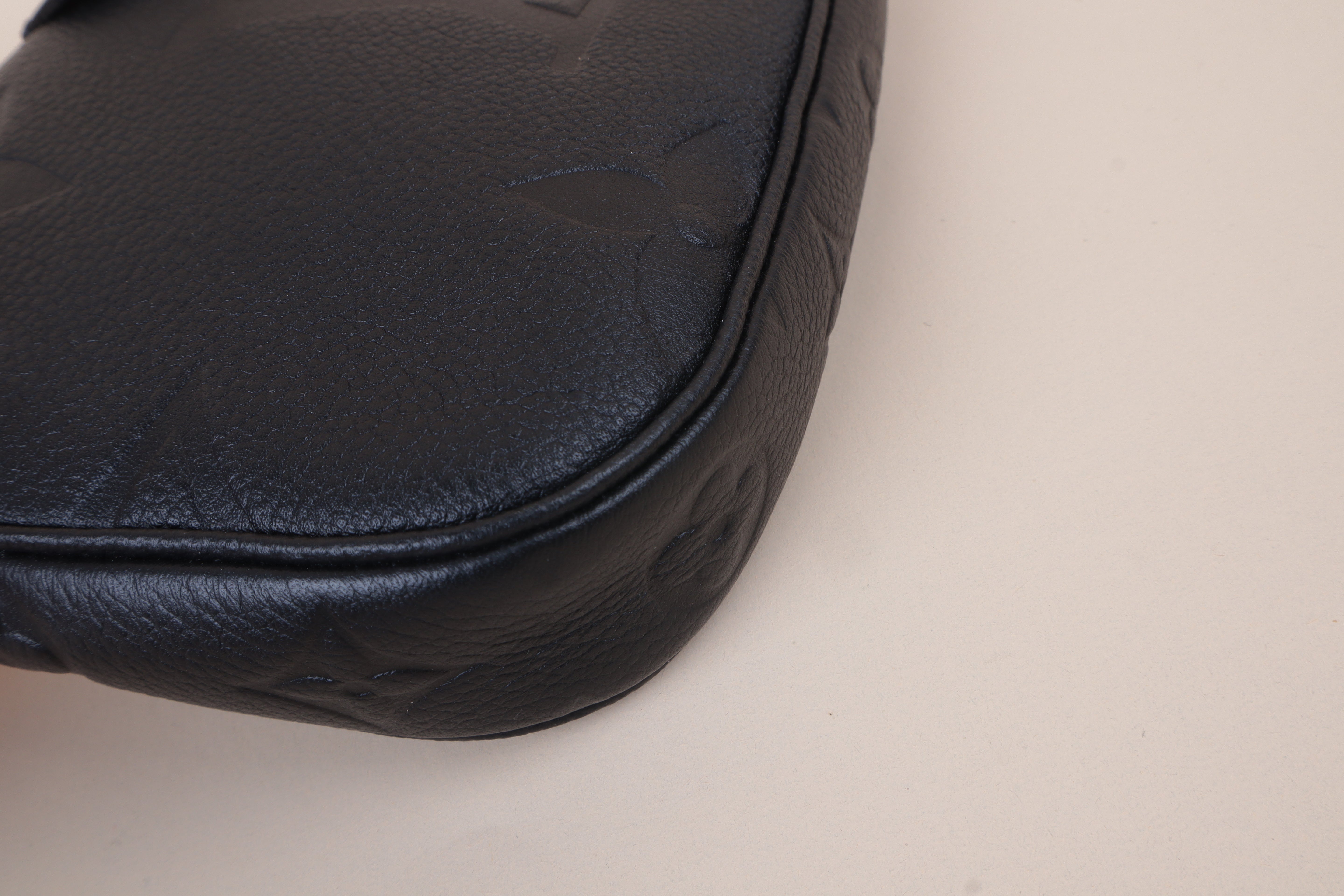 Louis Vuitton Black Multi Pochette EmpireNet