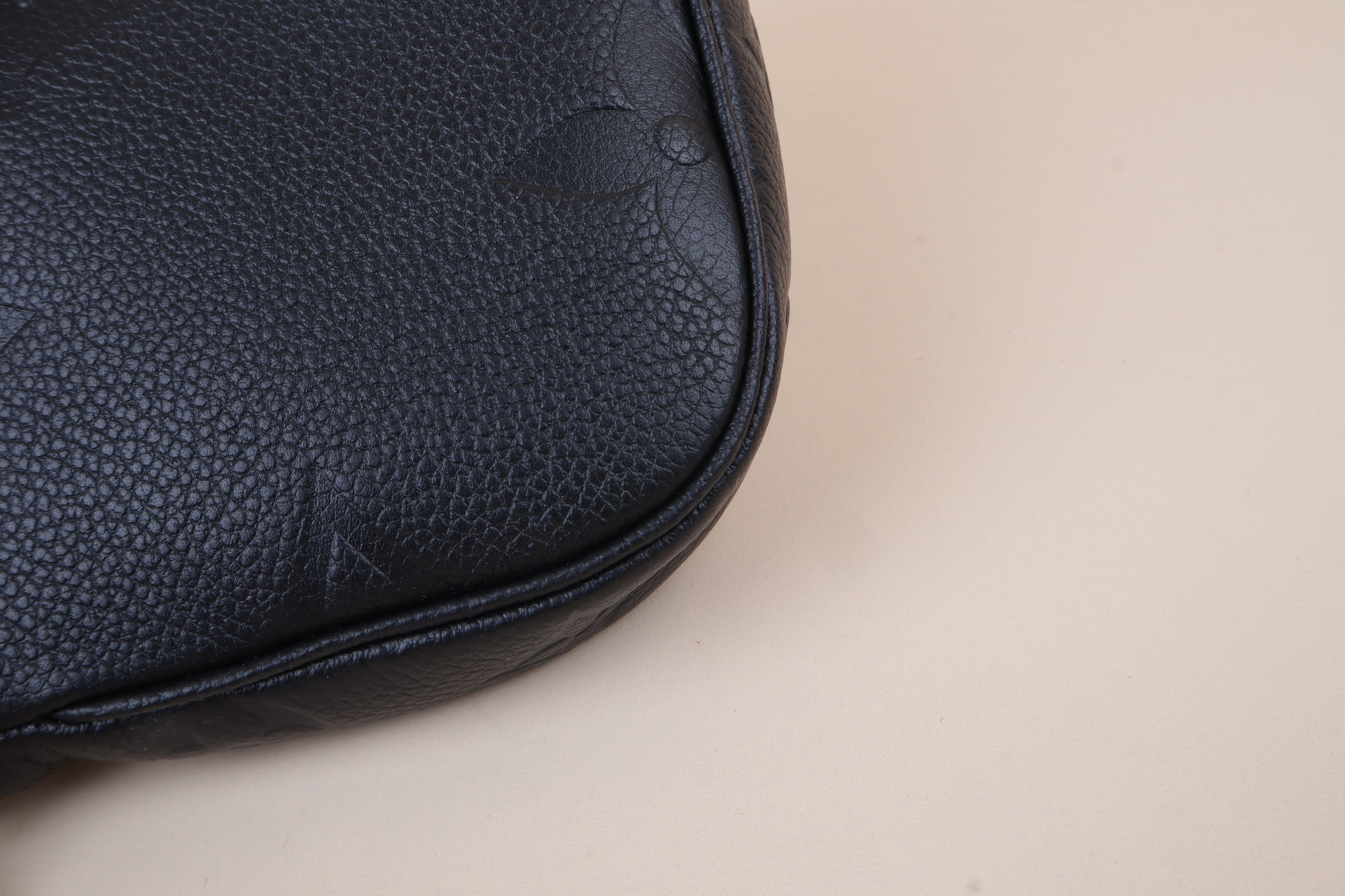 Louis Vuitton Black Multi Pochette EmpireNet