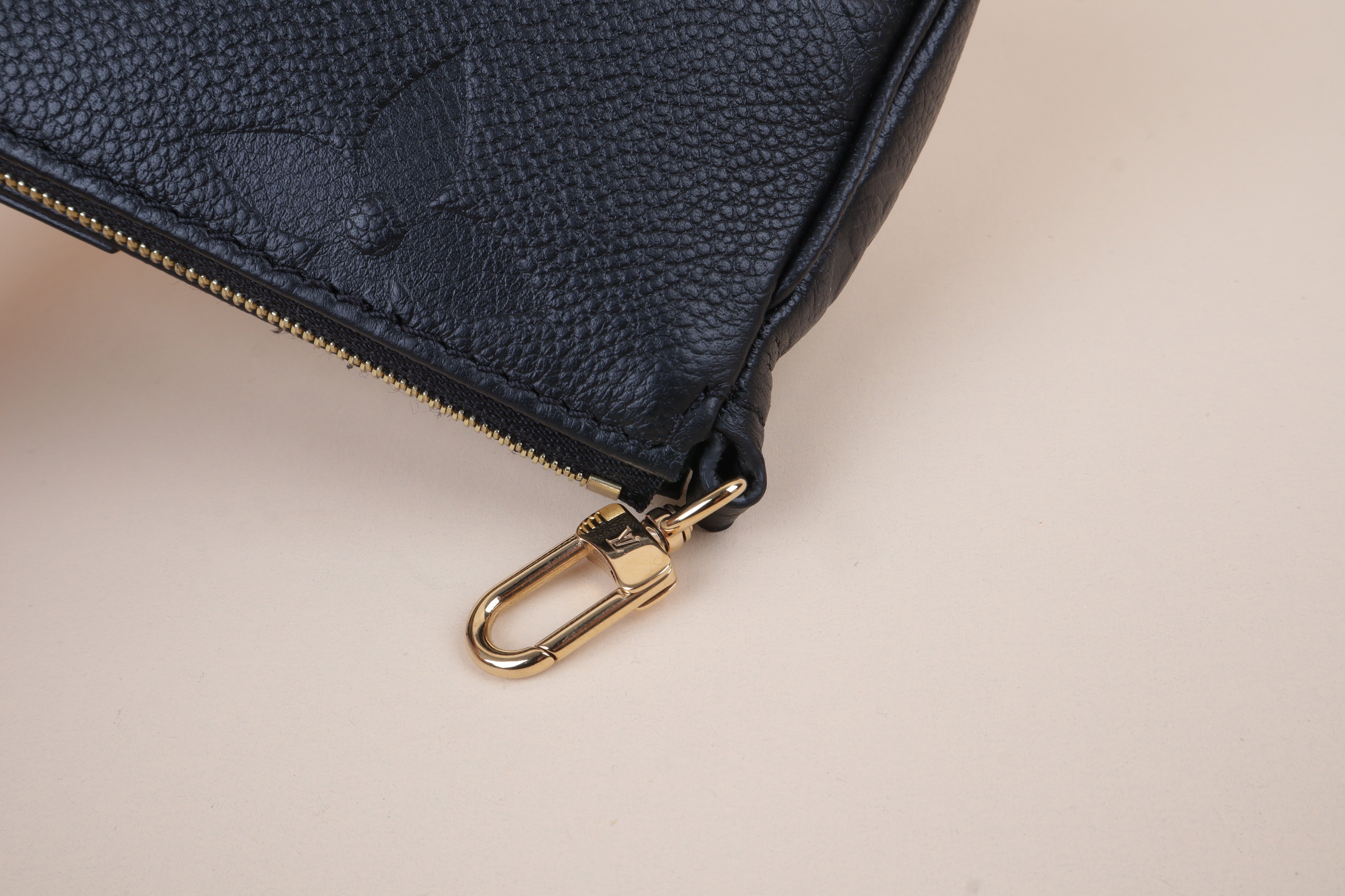 Louis Vuitton Black Multi Pochette EmpireNet