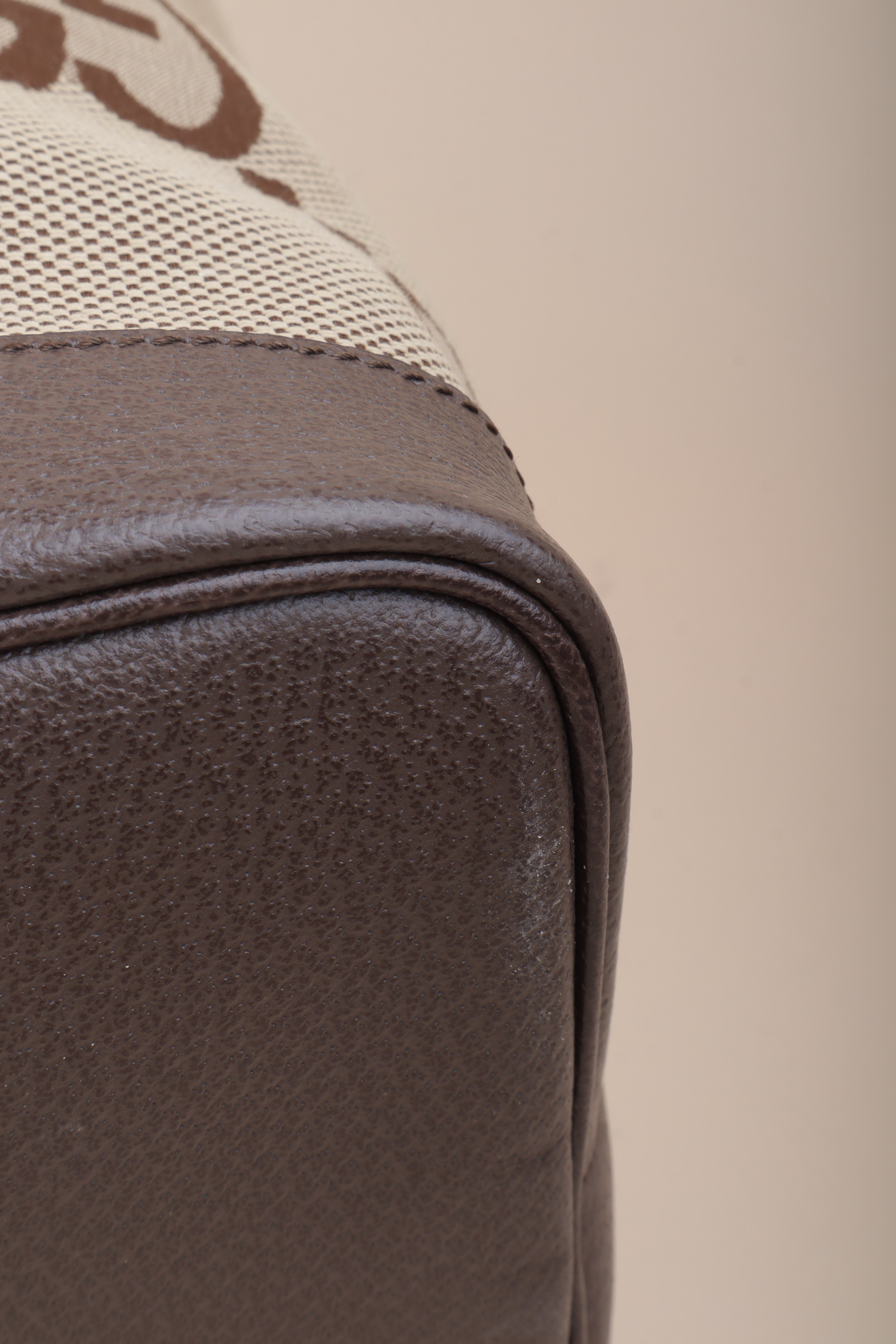 Gucci Brown GG Jumbo Shopping Ophidia Bag