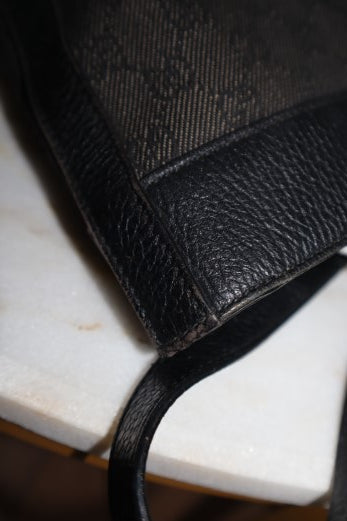 Gucci Black GG Tote Bag-handbag-Gucci-The Closet Egypt