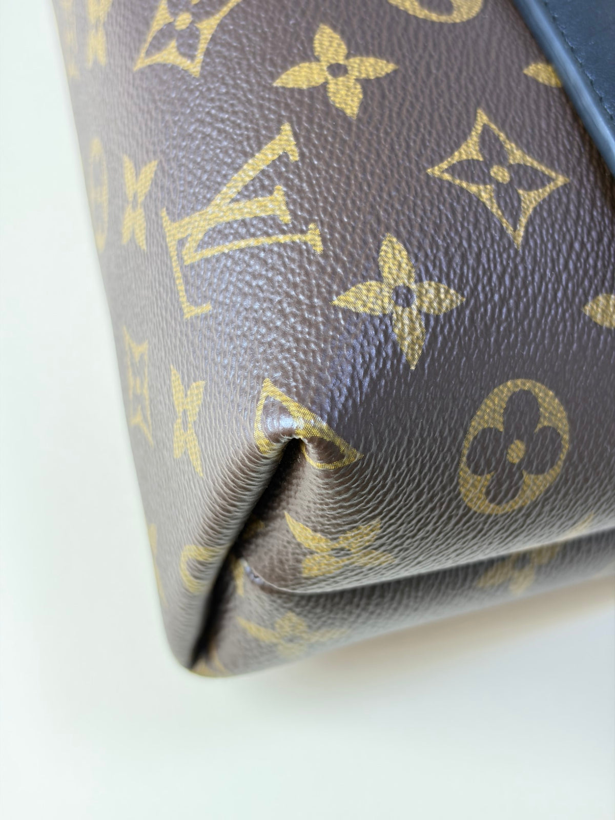 Louis Vuitton monogram black/madeleine bb handbag