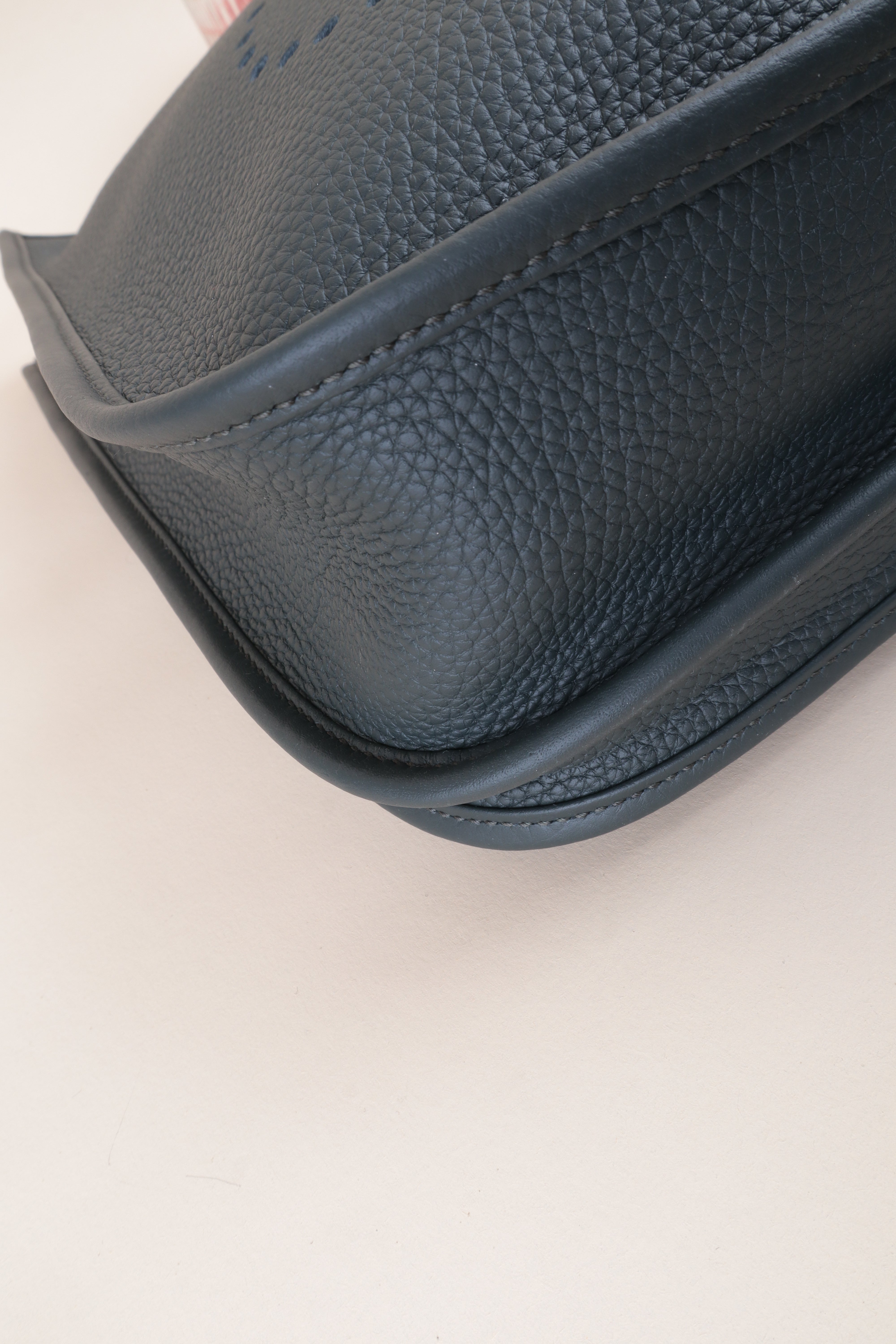 Hermes Evelyne III 29 CLEMENCE LEATHER, VERT MANGROVE