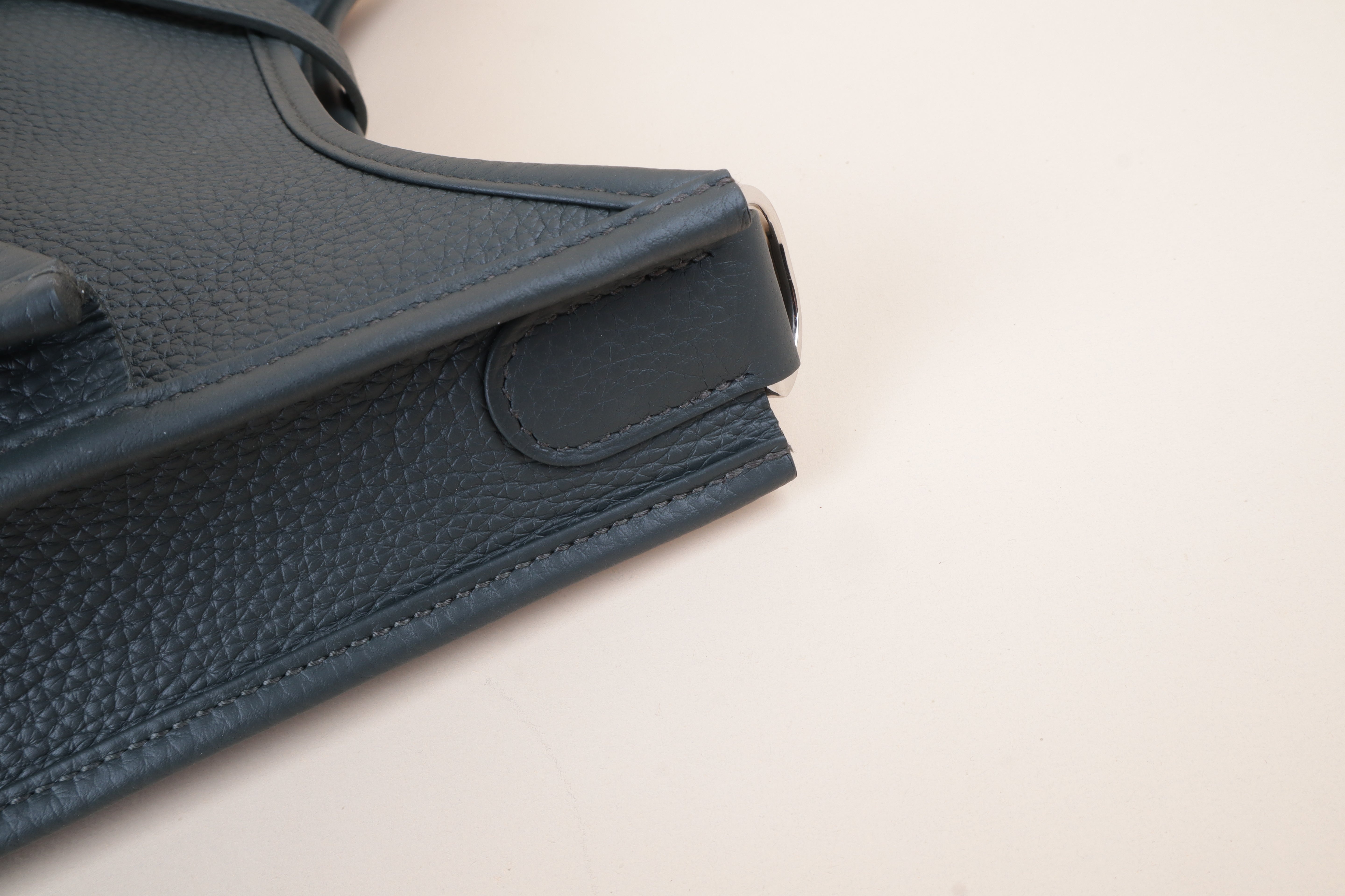 Hermes Evelyne III 29 CLEMENCE LEATHER, VERT MANGROVE