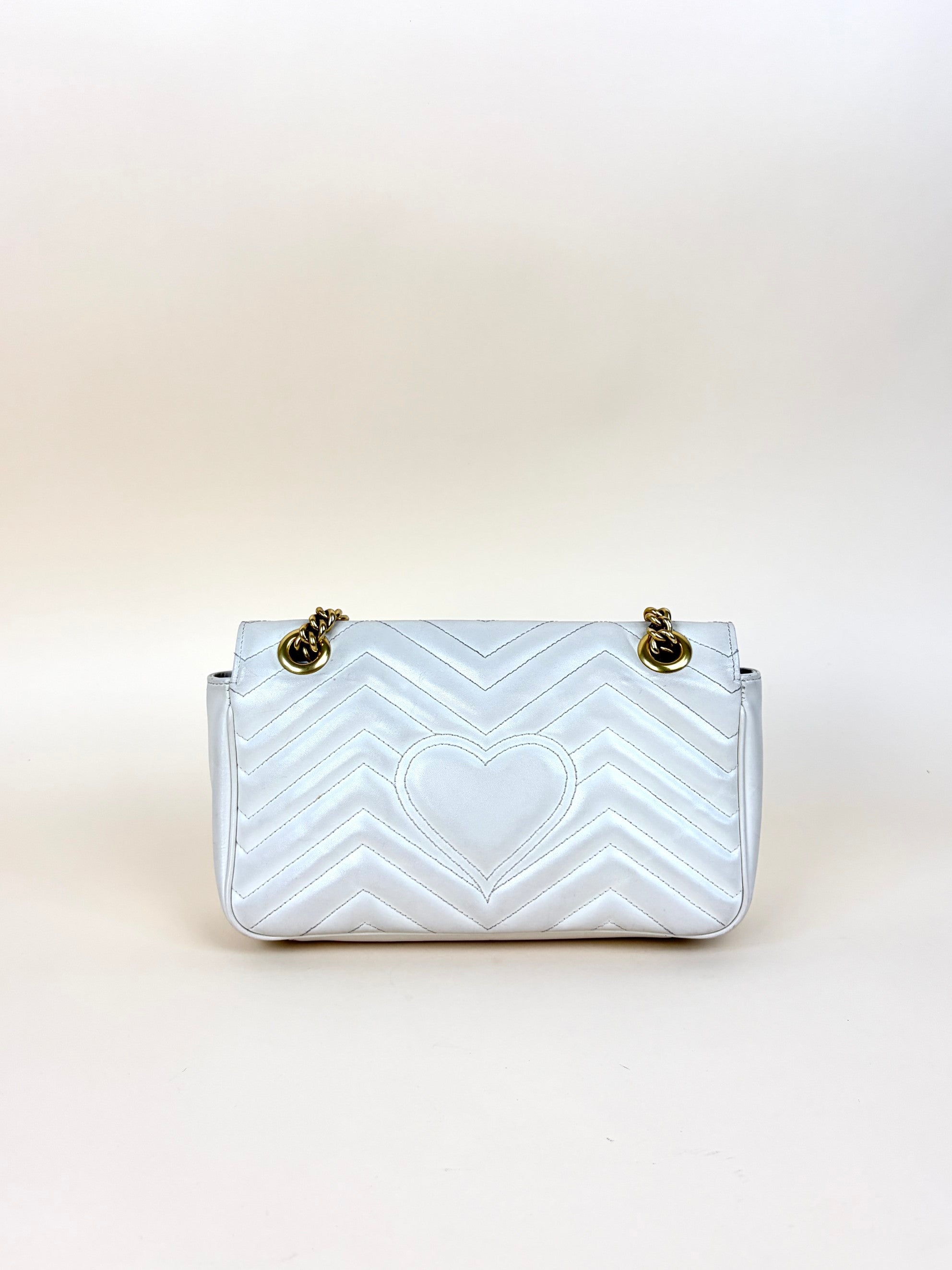 Gucci of white GG Marmont small Shoulder Bag