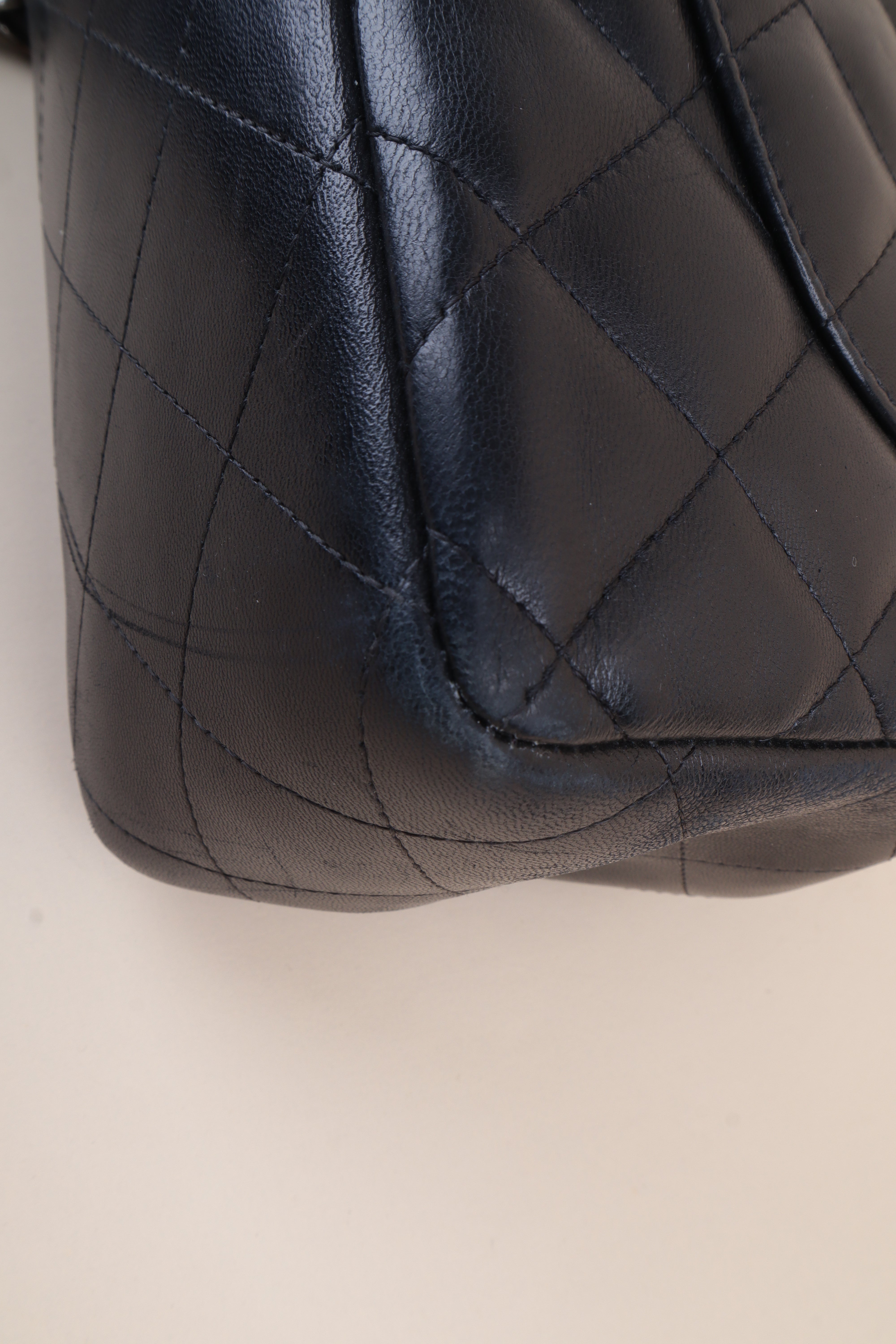 Chanel Jumbo classic black Quilted Double Flap