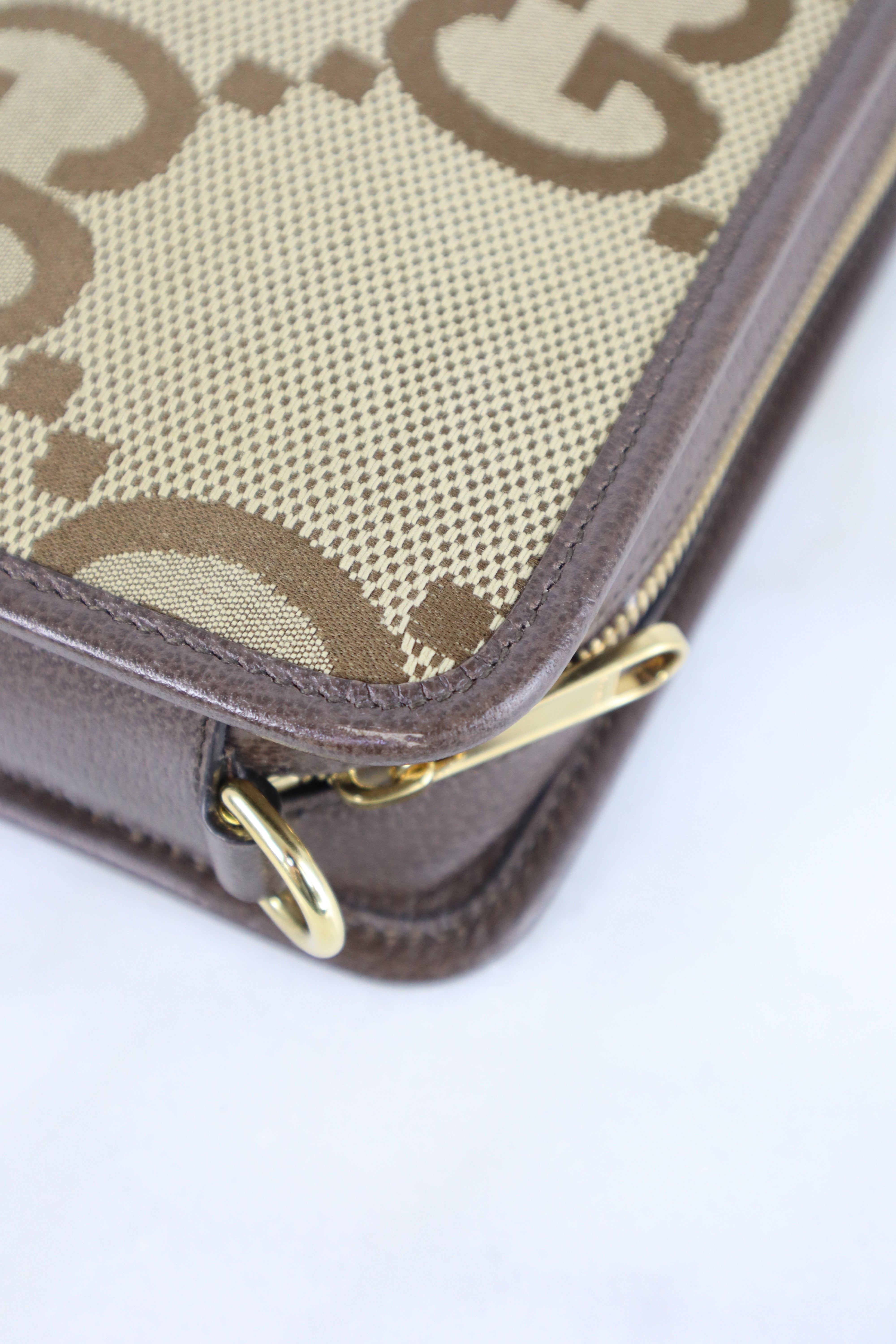 Gucci Ebony Jumbo GG Cross Zip Camera Bag