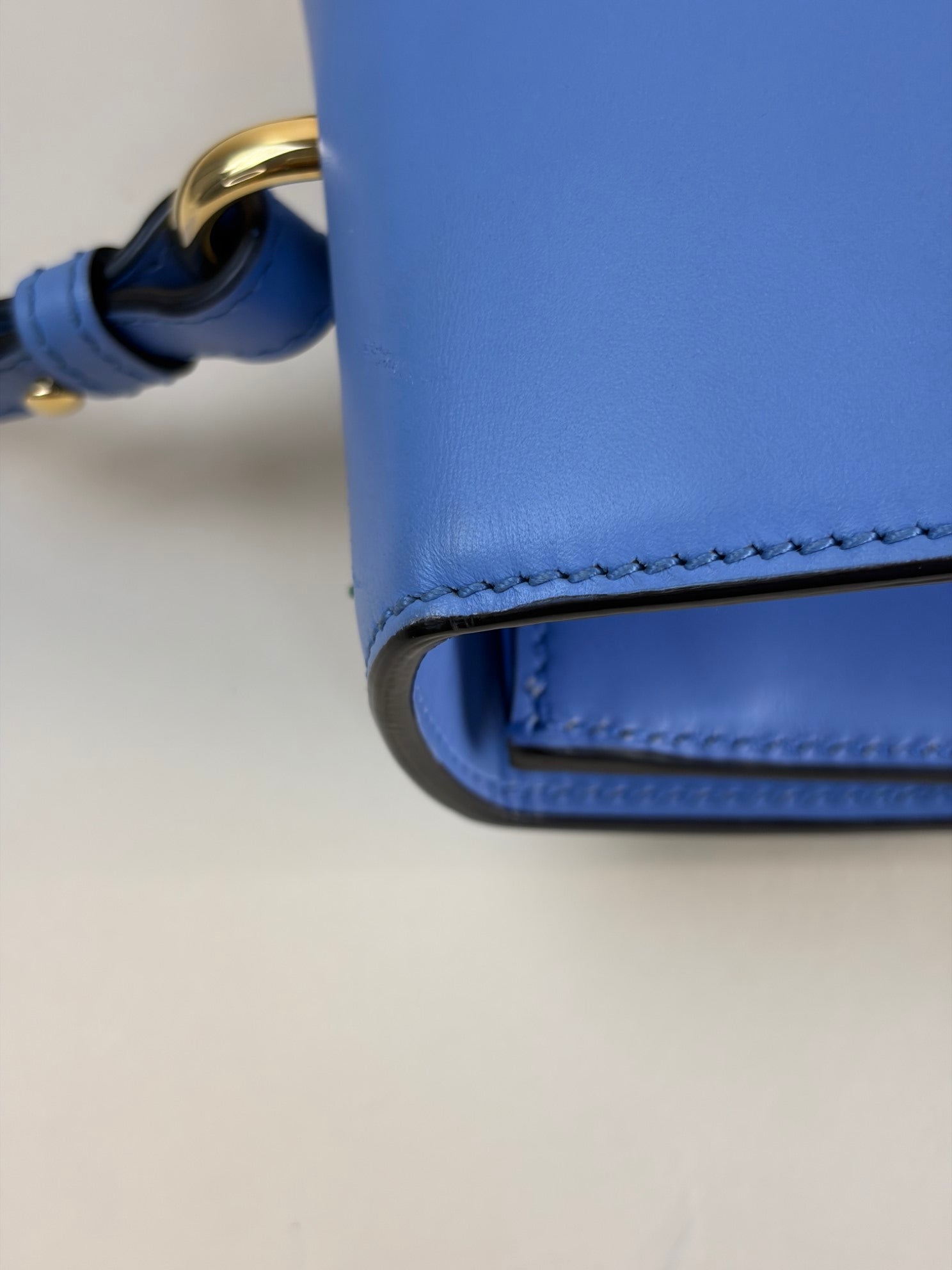 Gucci Blue Floral Embroidered Medium Sylvie Top Handle Bag with Strap
