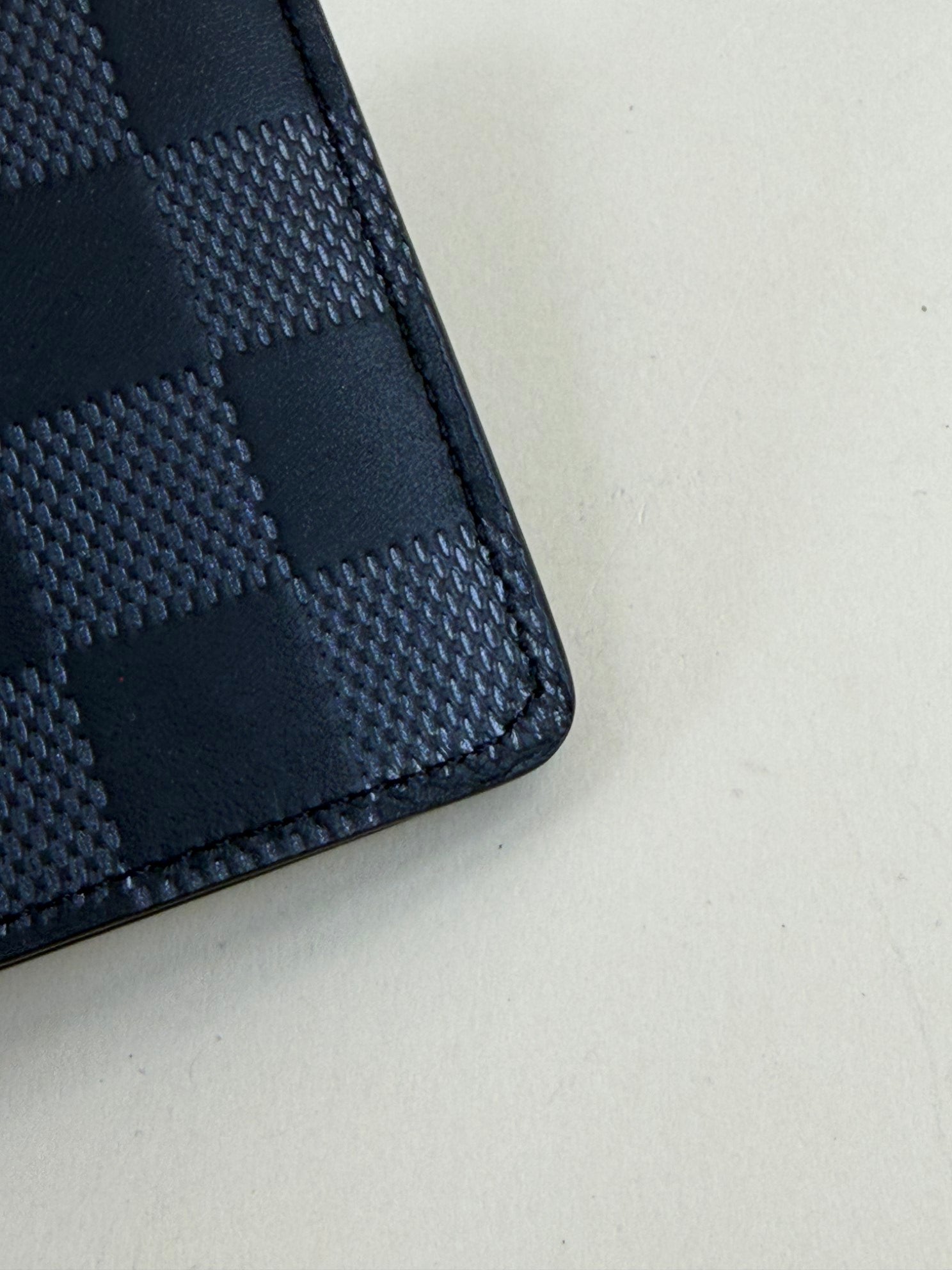Louis Vuitton damier multiple Infini man small wallet