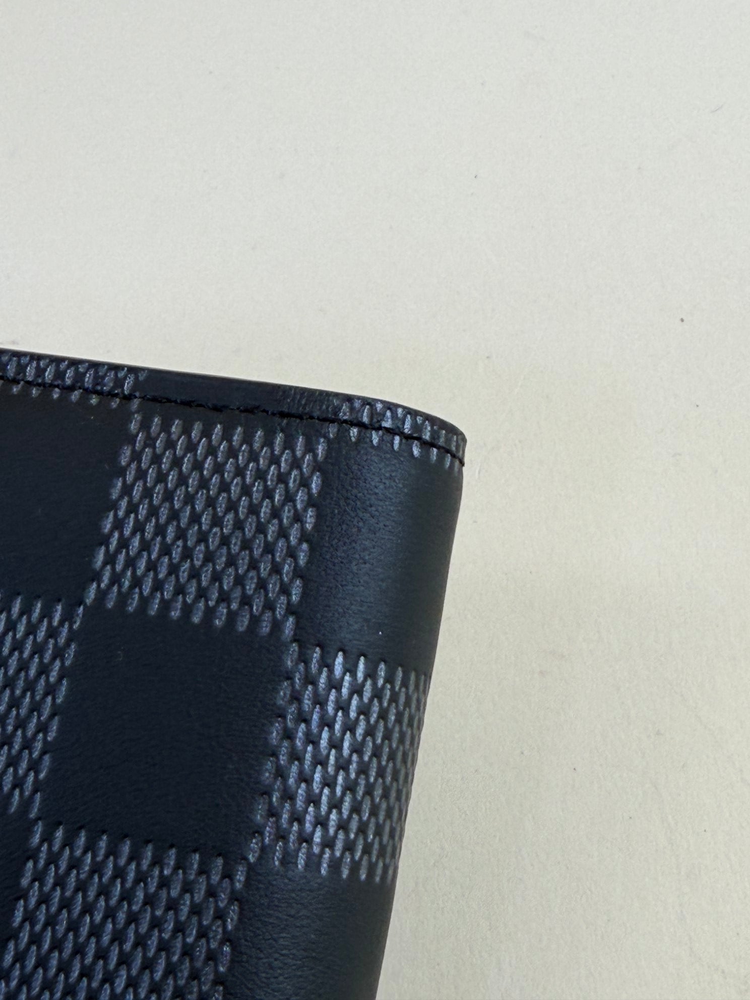 Louis Vuitton damier multiple Infini man small wallet