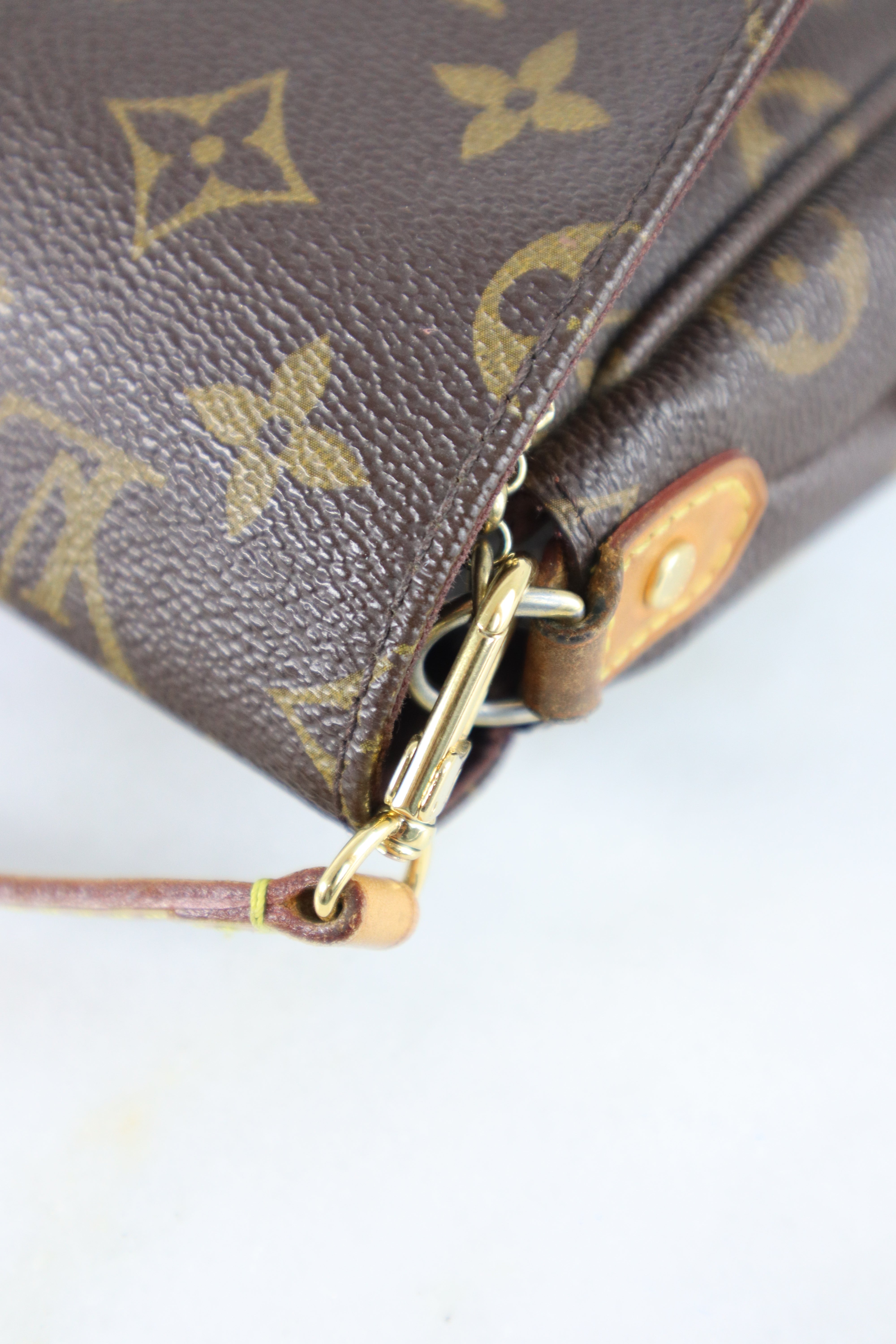 Louis Vuitton Monogram Favorite MM Bag
