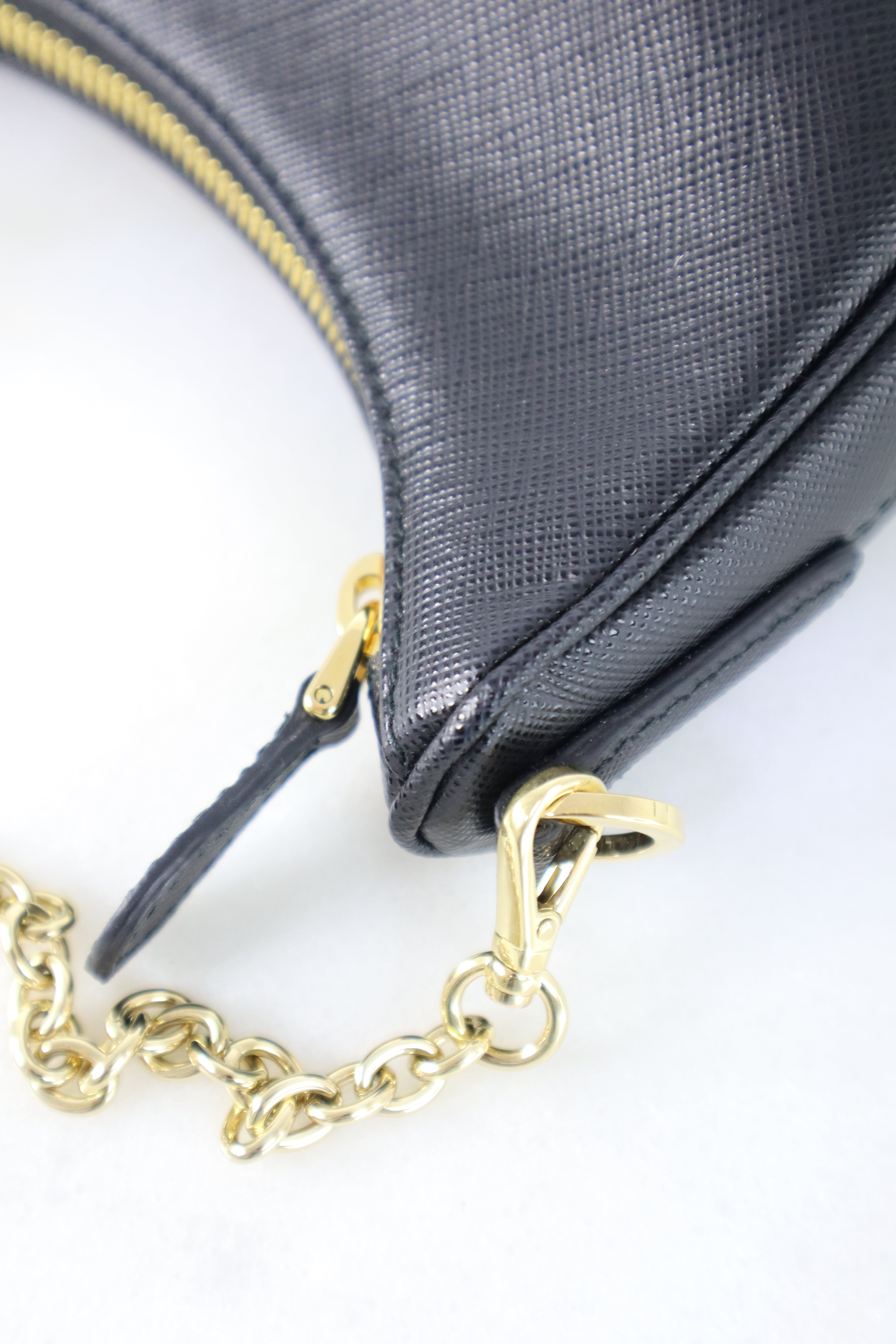 Prada Black Re-Edition 2005 Crossbody Bag with Chain