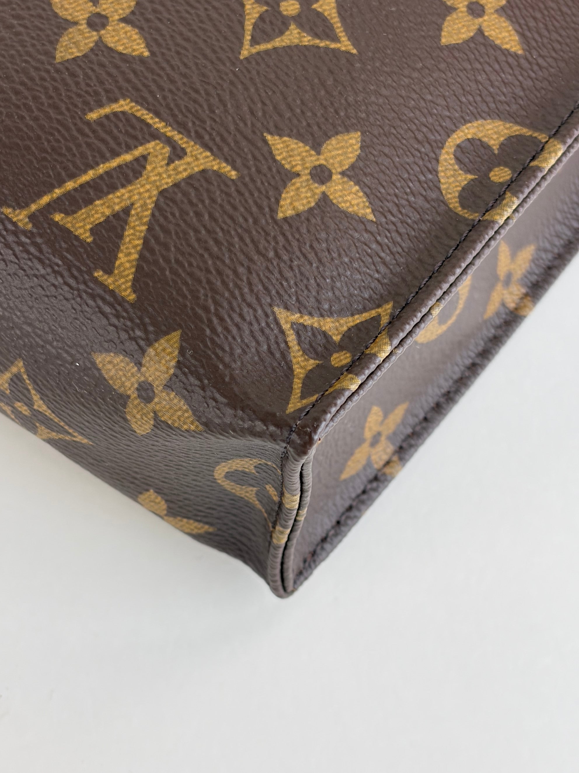 louis Vuitton toilette pouch GM