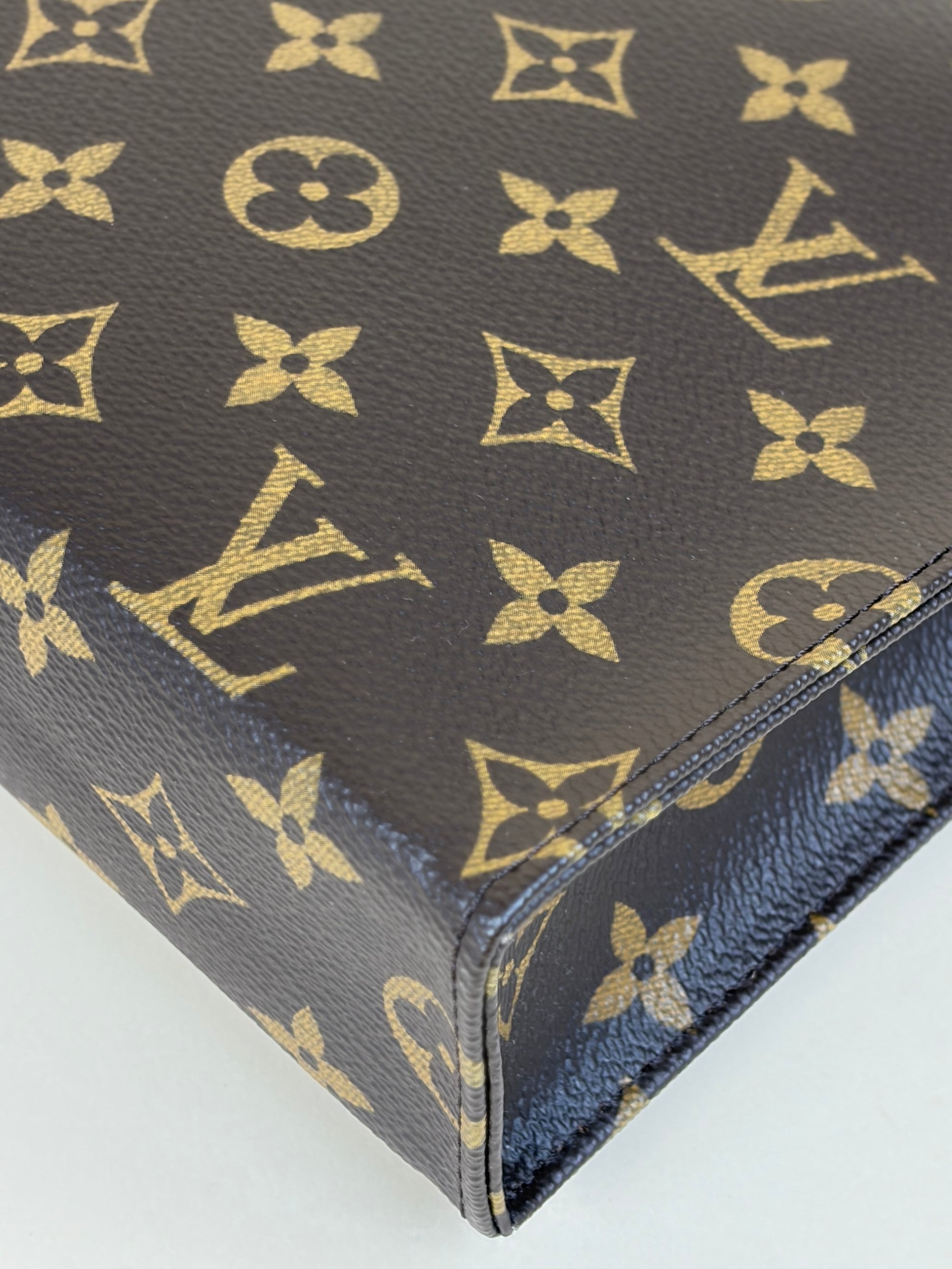 louis vuitton monogram canvas toilette gm pouch 26