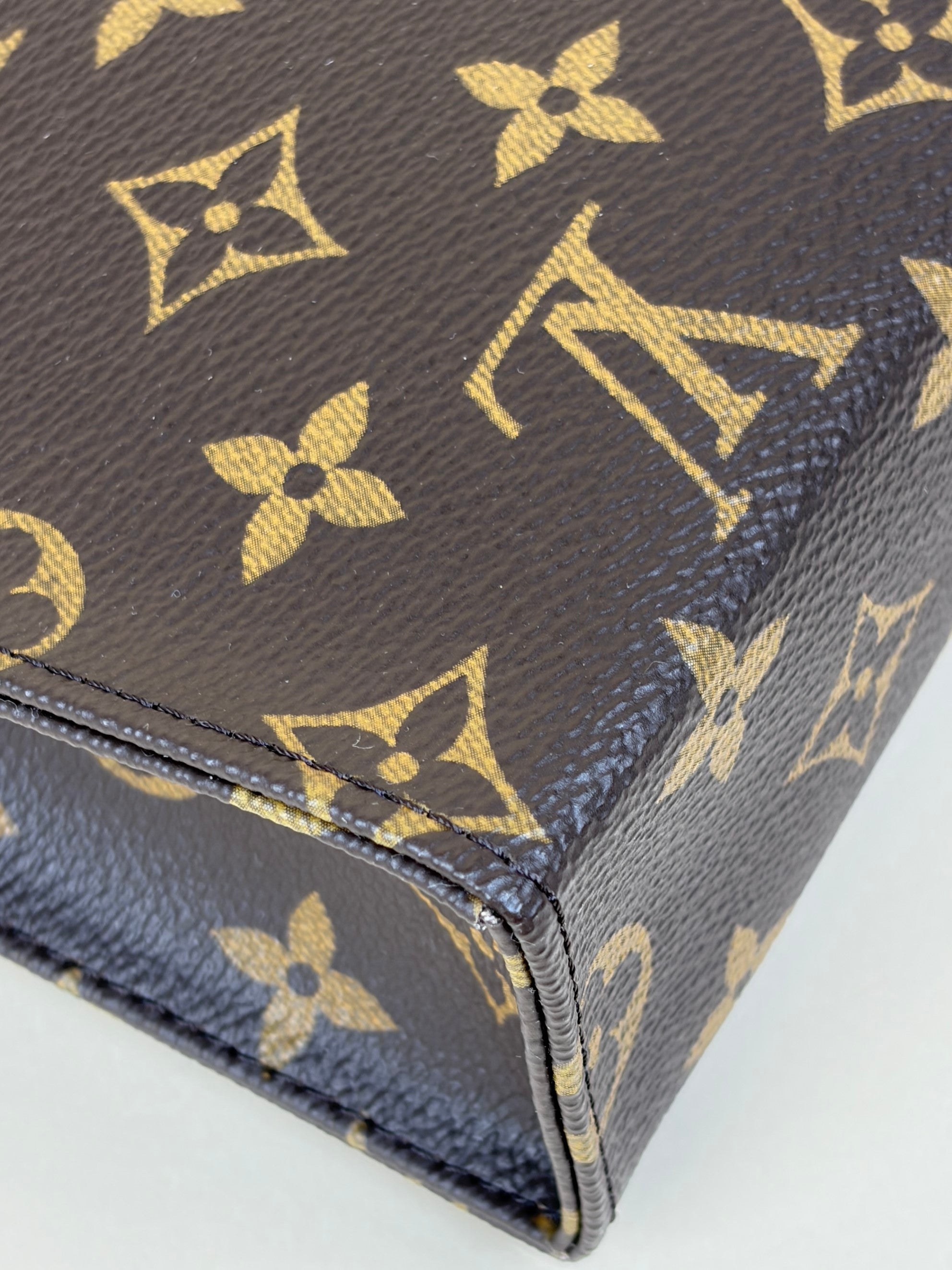 louis vuitton monogram canvas toilette gm pouch 26