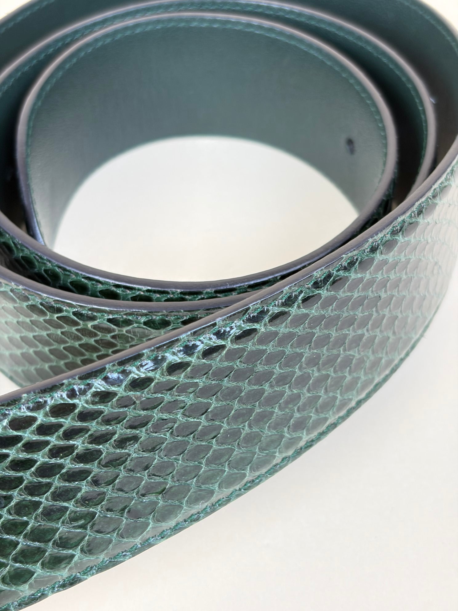 Gucci emerald, green python leather gg Marmont wide belt