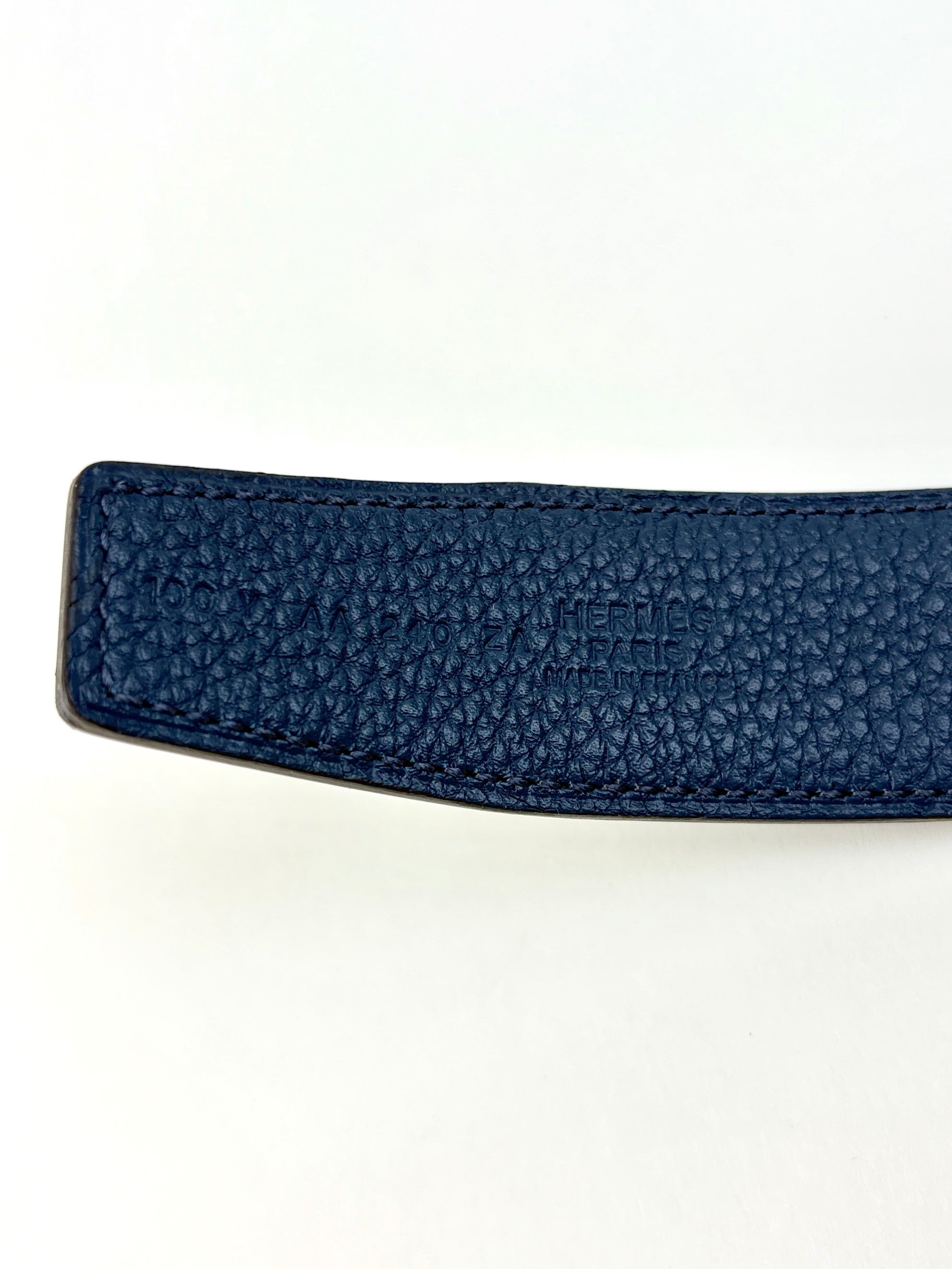 Hermes noir /blue nuit box 135and togo calfskin erversible H buckle gold plated belt