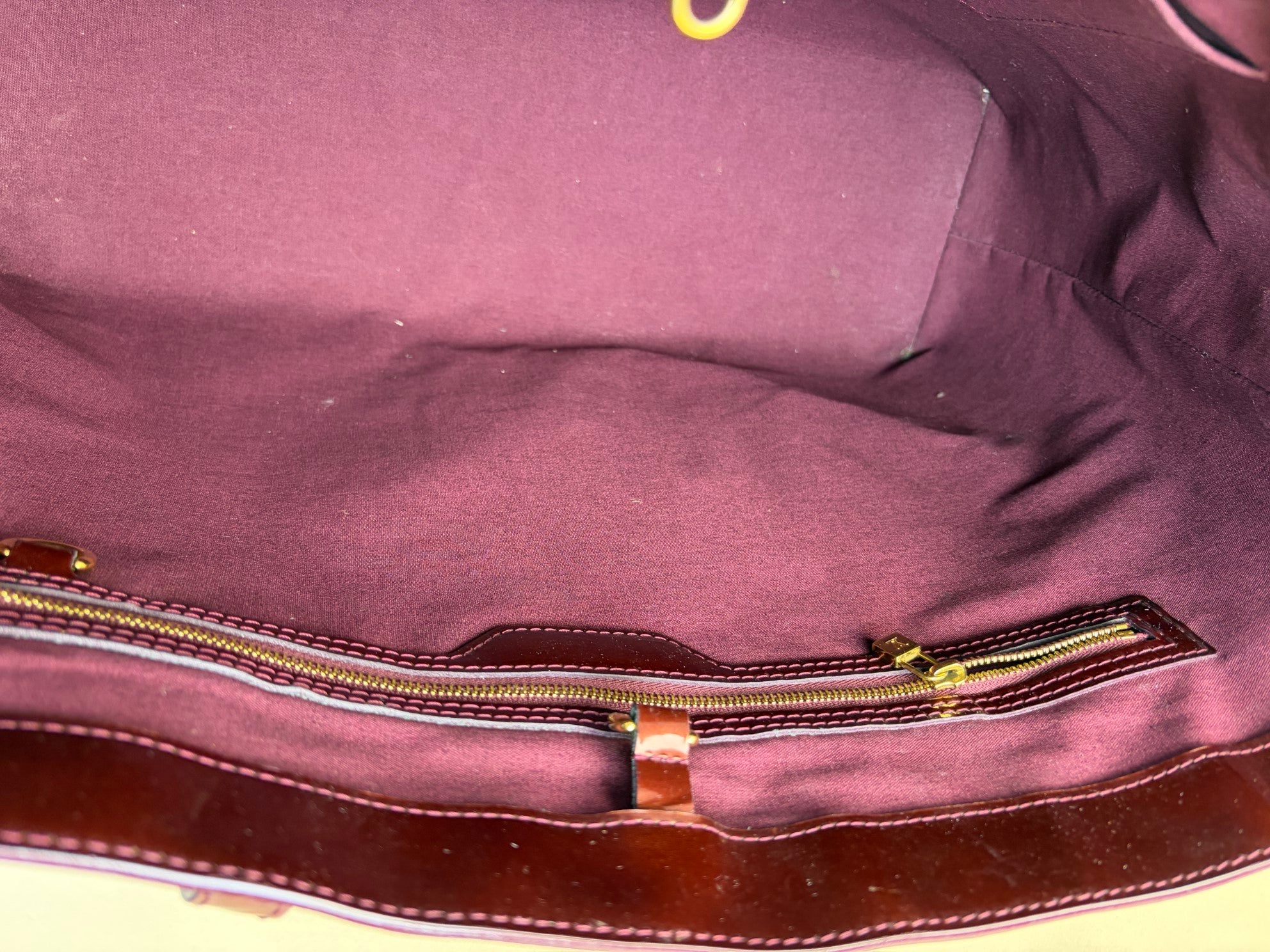 Louis Vuitton Wilshire monogram vernis burgundy GM