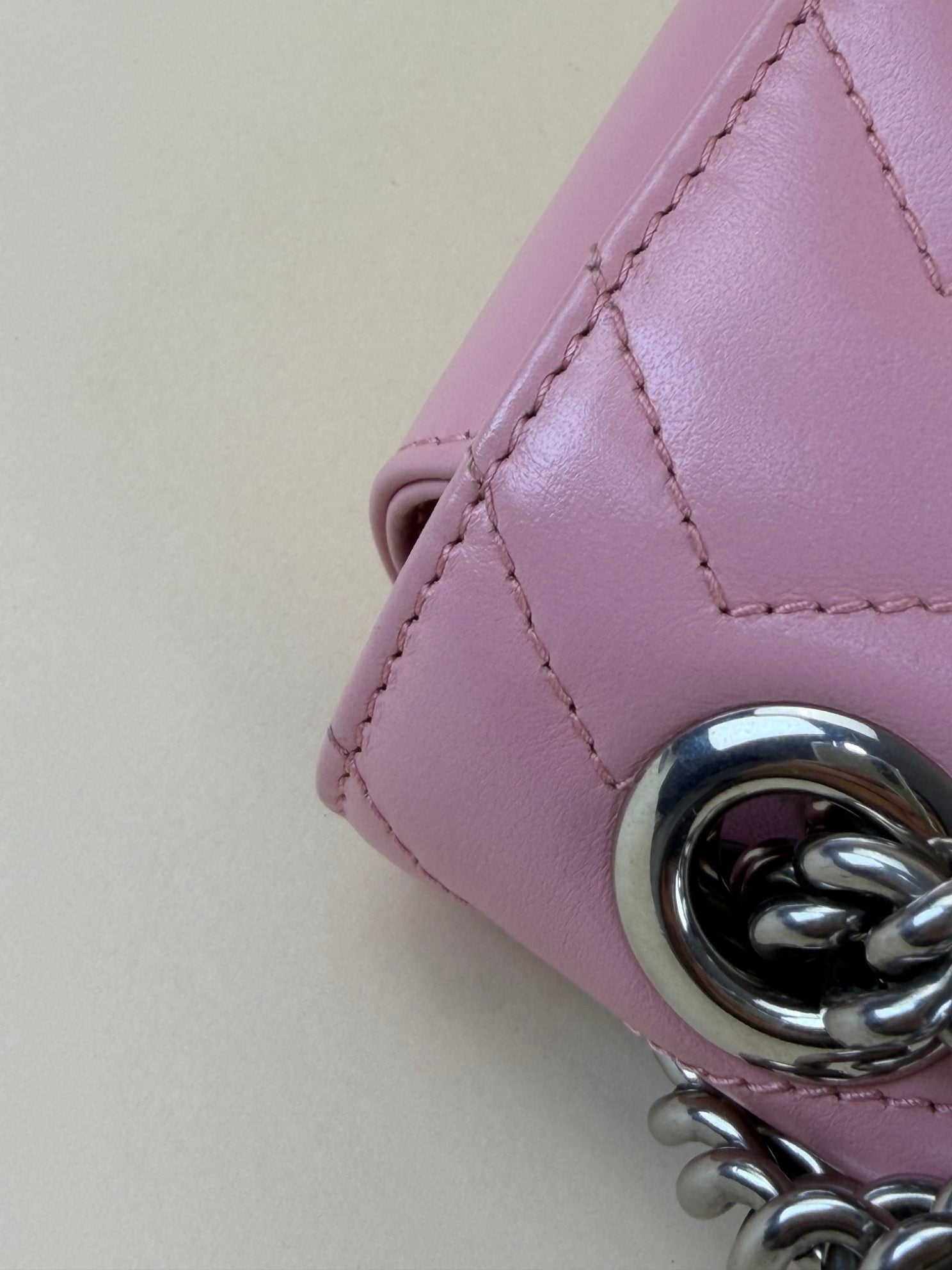 Gucci gg Marmont medium pink crossbody