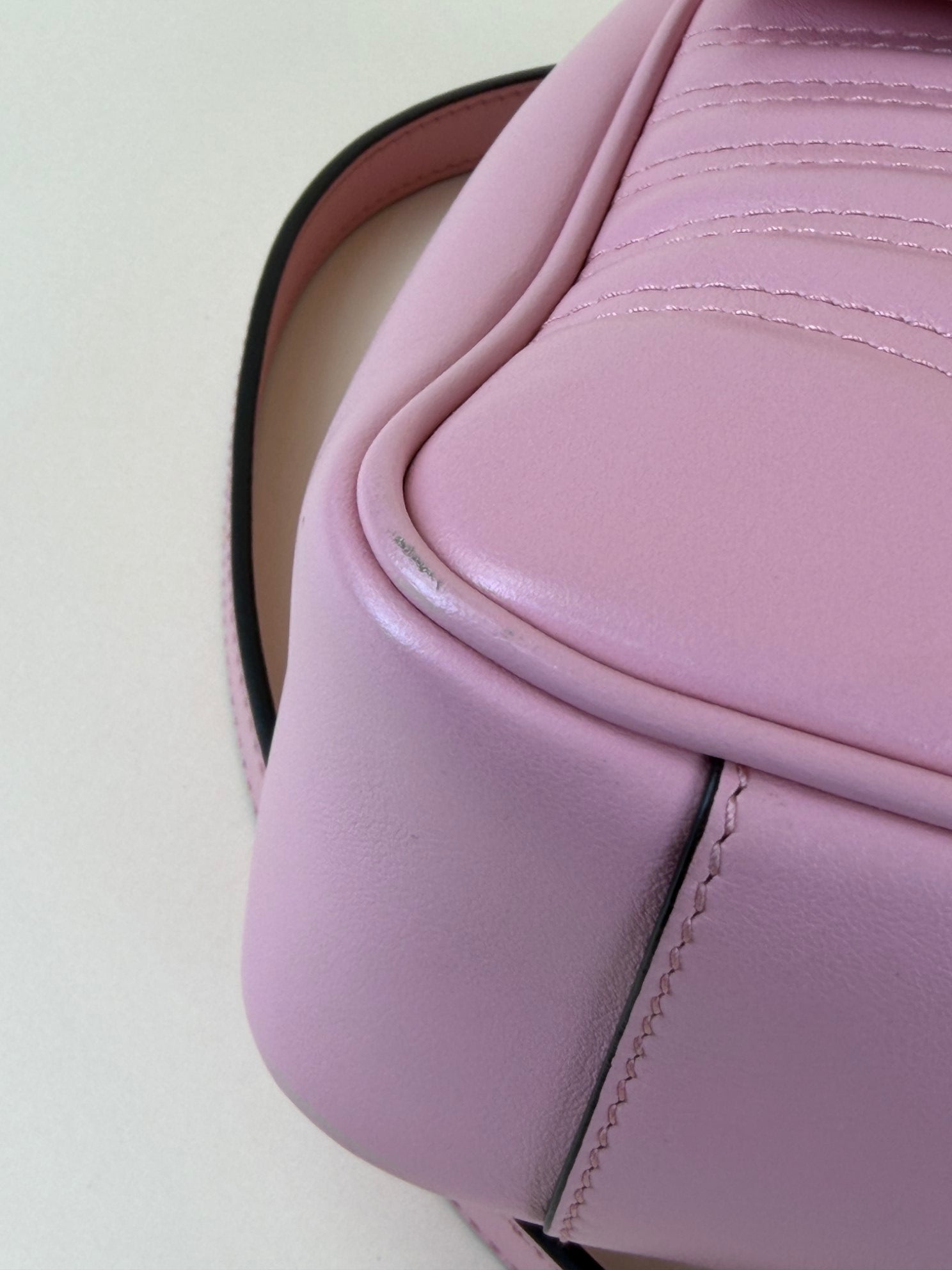 Gucci gg Marmont medium pink crossbody