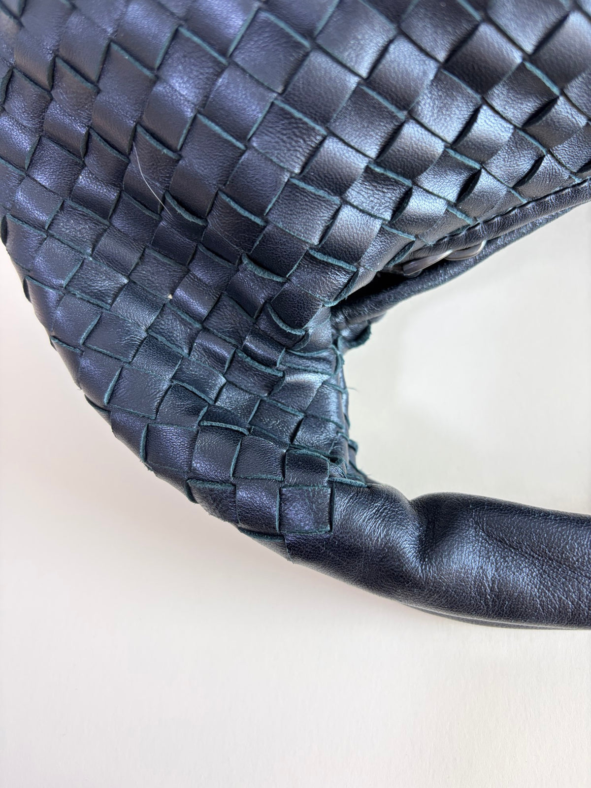 Bottega Veneta black Intrecciato woven nappa leather meduim belly veneta hobo bag