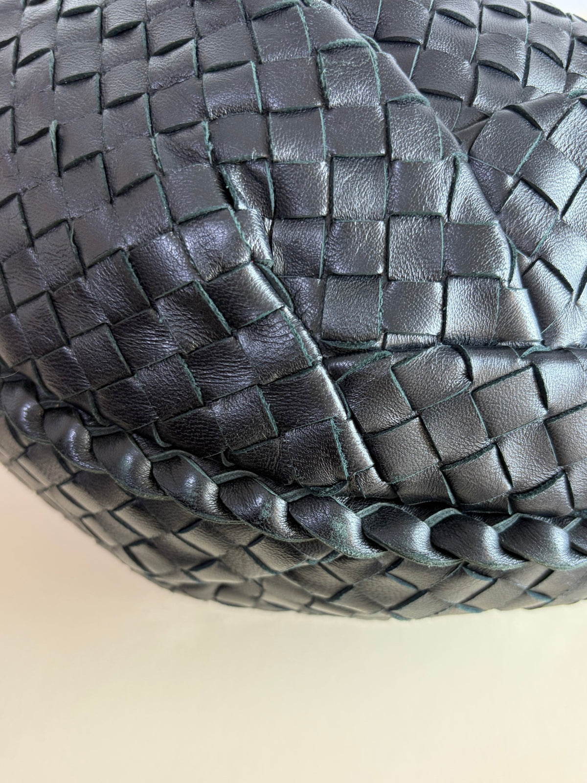 Bottega Veneta black Intrecciato woven nappa leather meduim belly veneta hobo bag