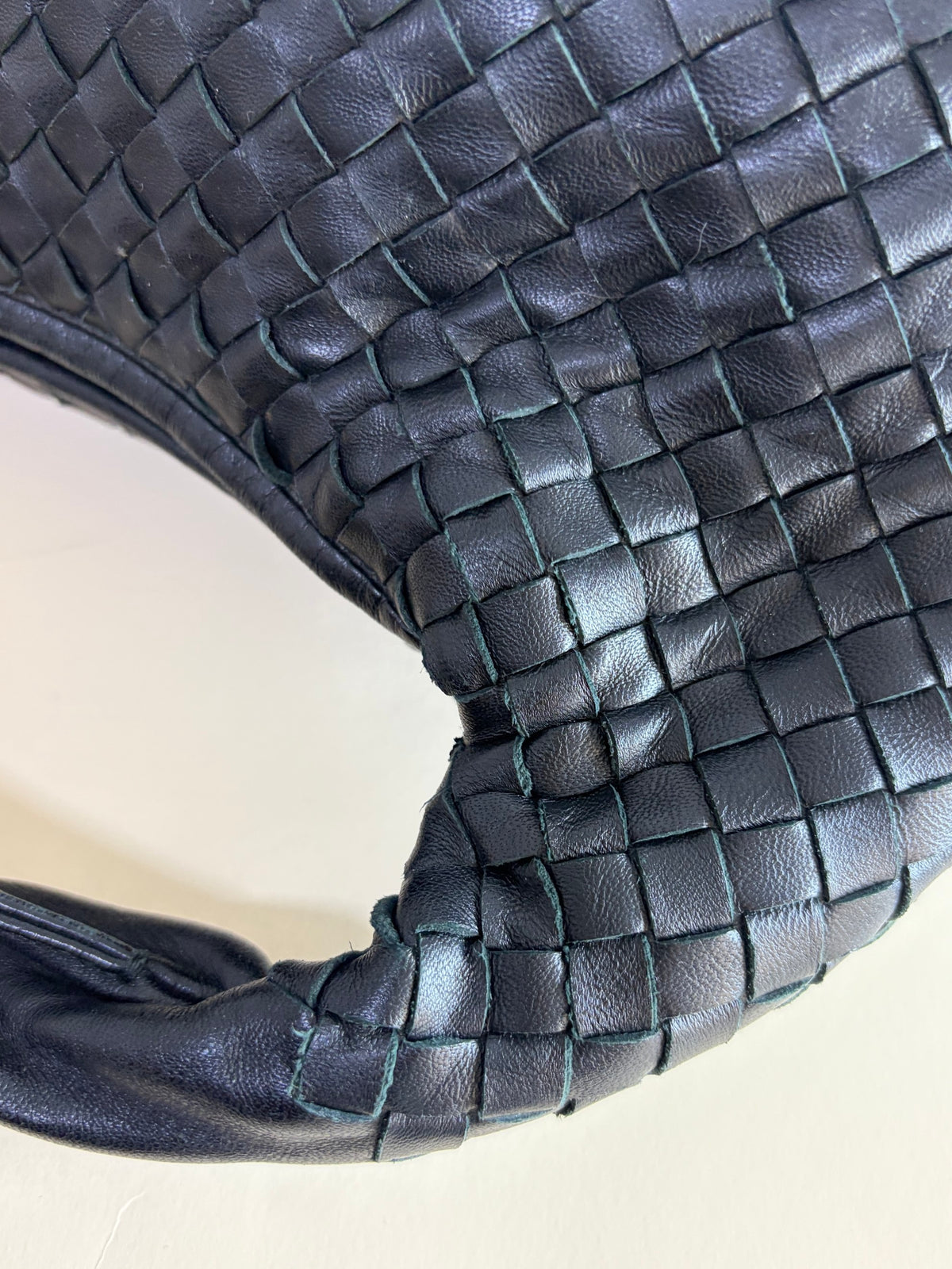 Bottega Veneta black Intrecciato woven nappa leather meduim belly veneta hobo bag