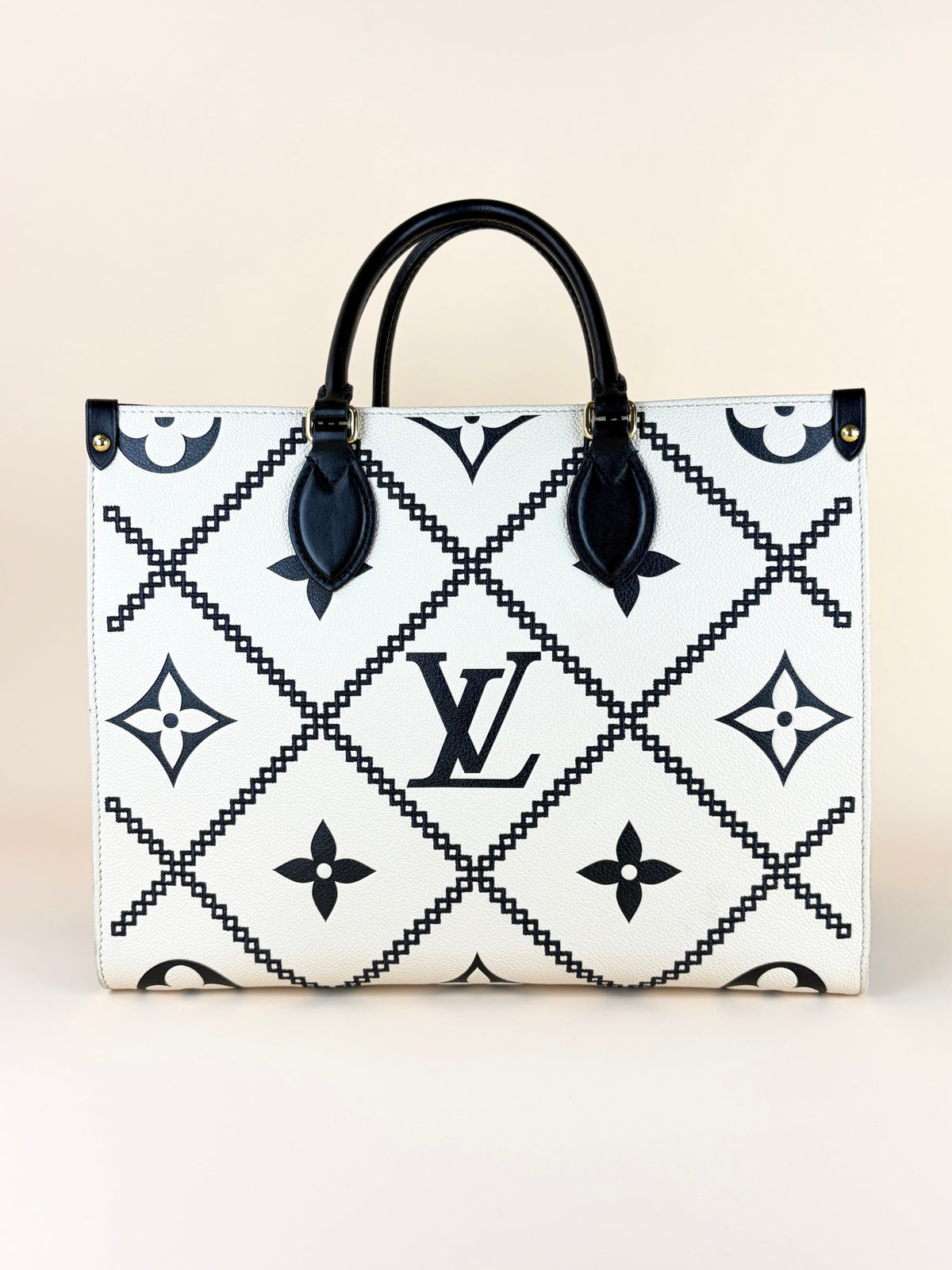 Louis Vuitton black/cream monogram empriente broderies on the go mm tote bag