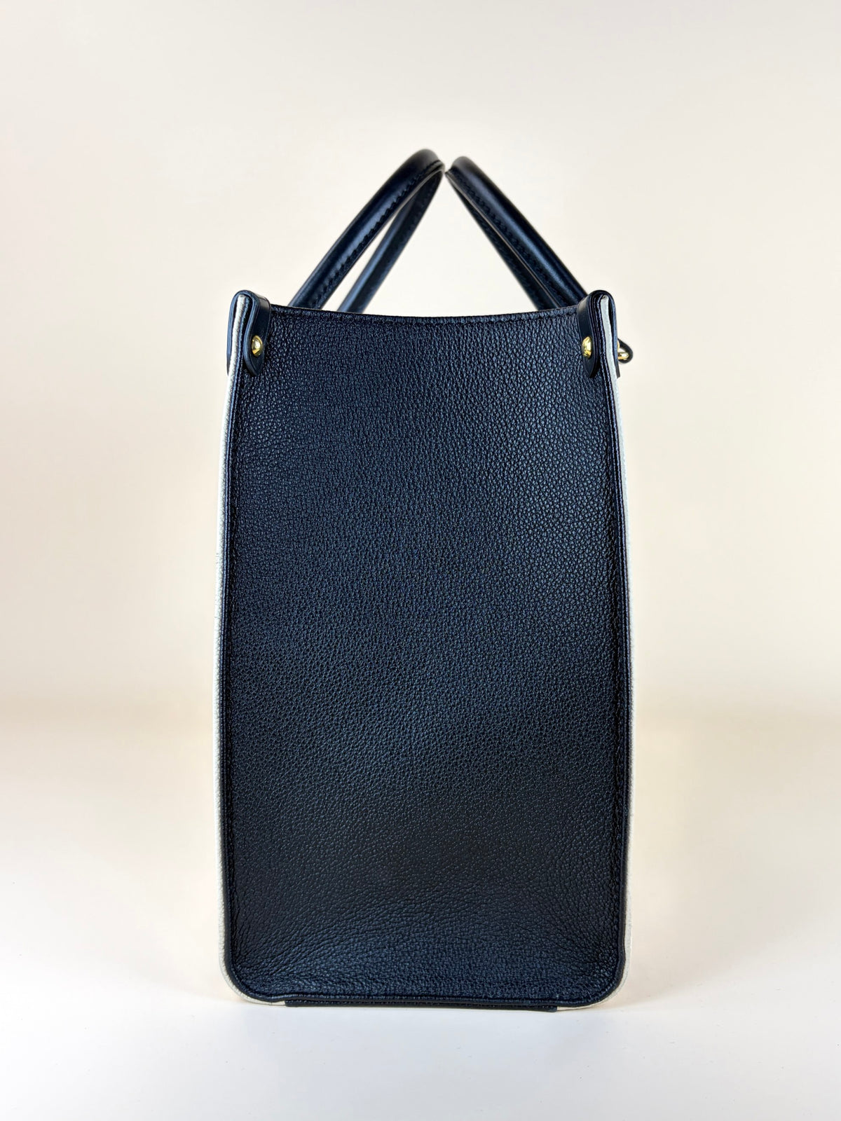 Louis Vuitton black/cream monogram empriente broderies on the go mm tote bag