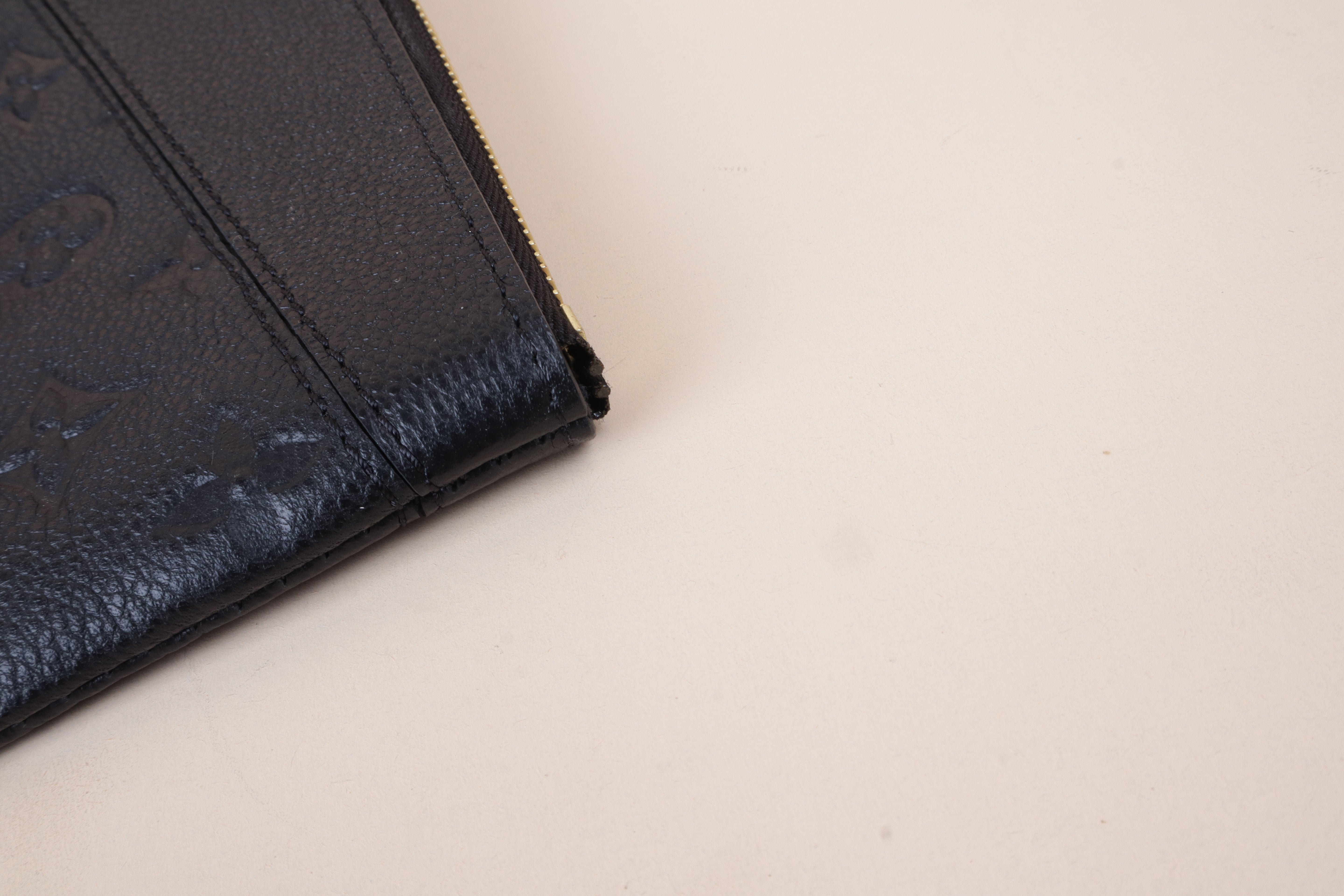 Louis Vuitton Black Daily EmpireNet Zip Clutch
