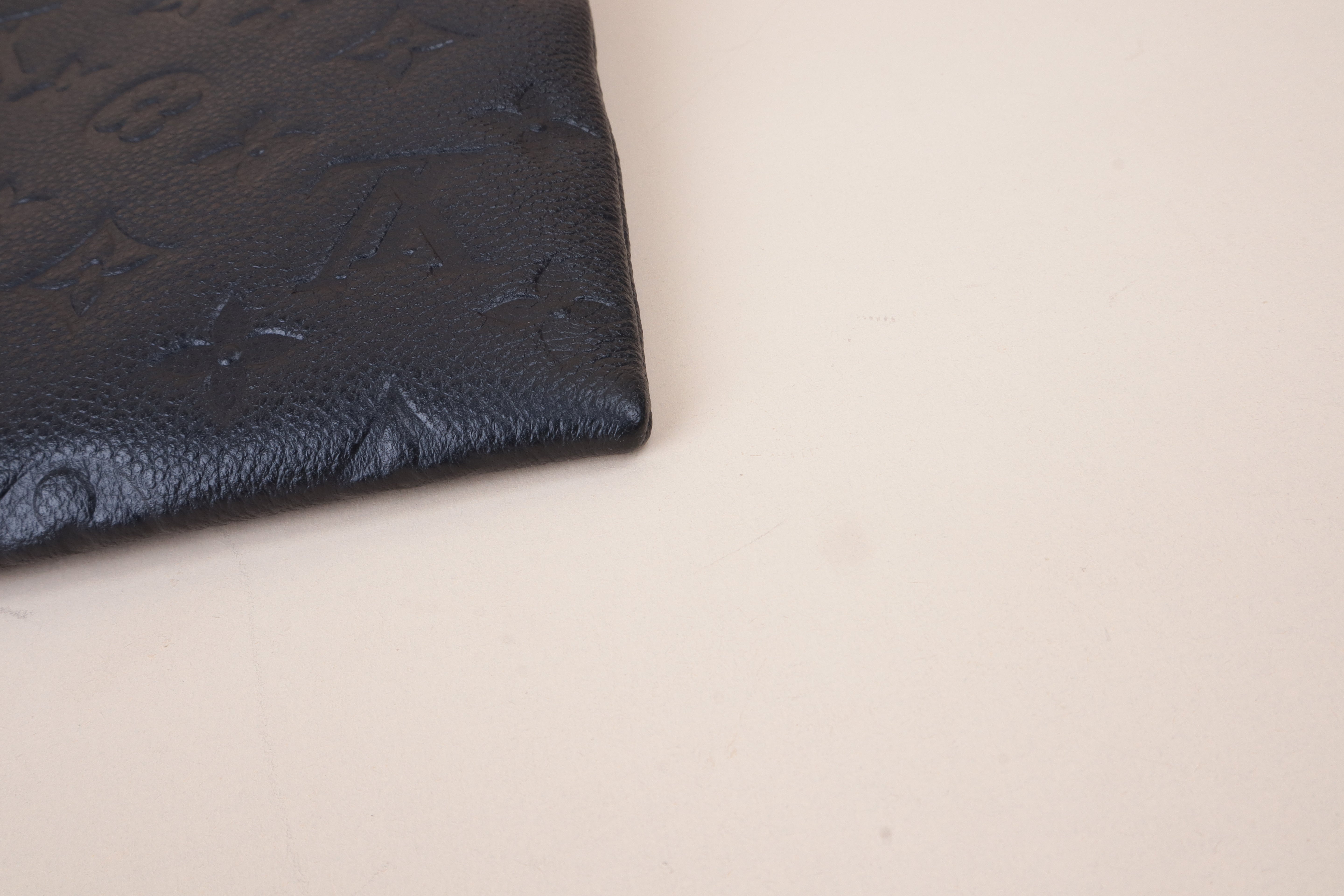 Louis Vuitton Black Daily EmpireNet Zip Clutch