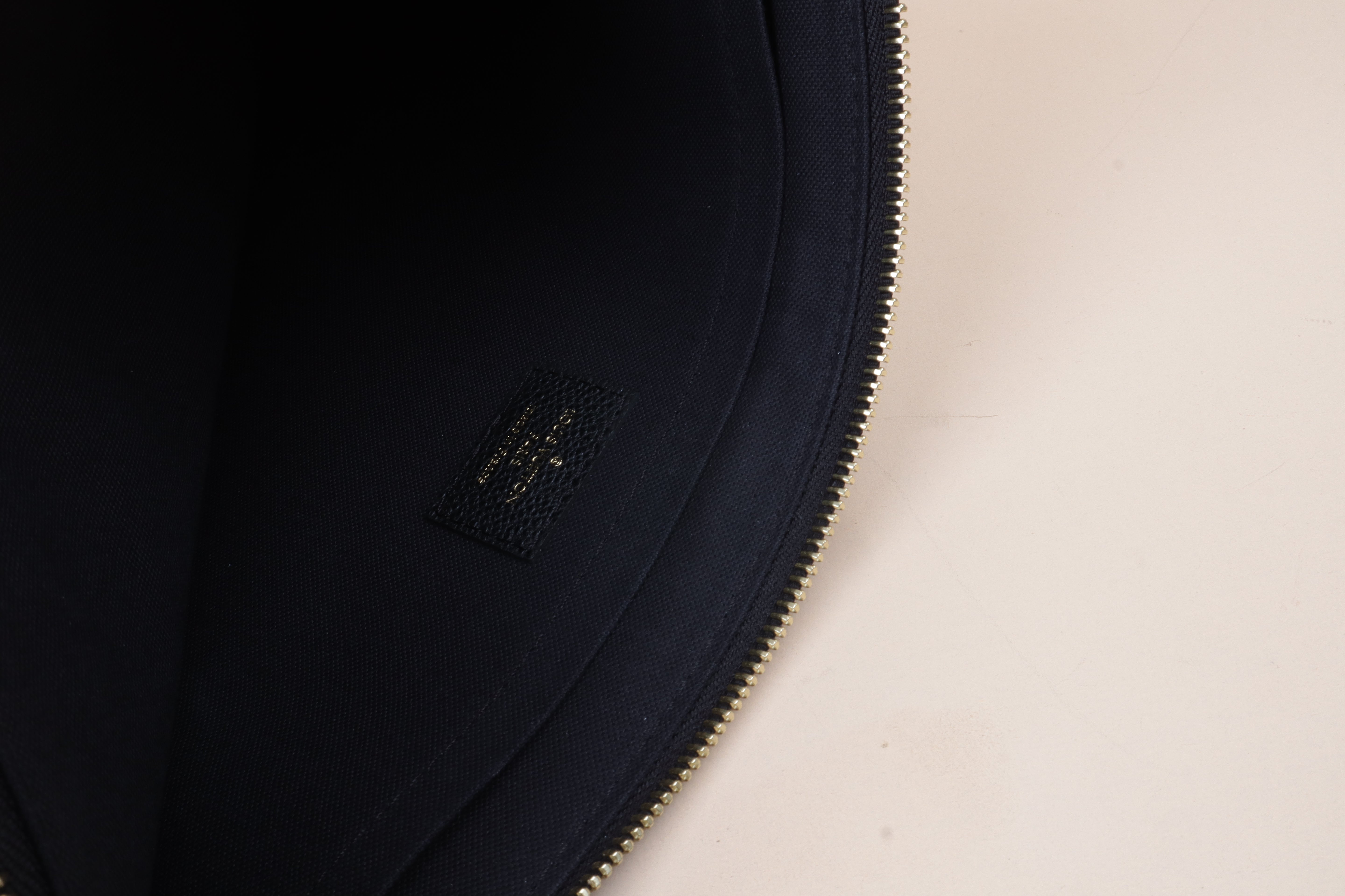Louis Vuitton Black Daily EmpireNet Zip Clutch