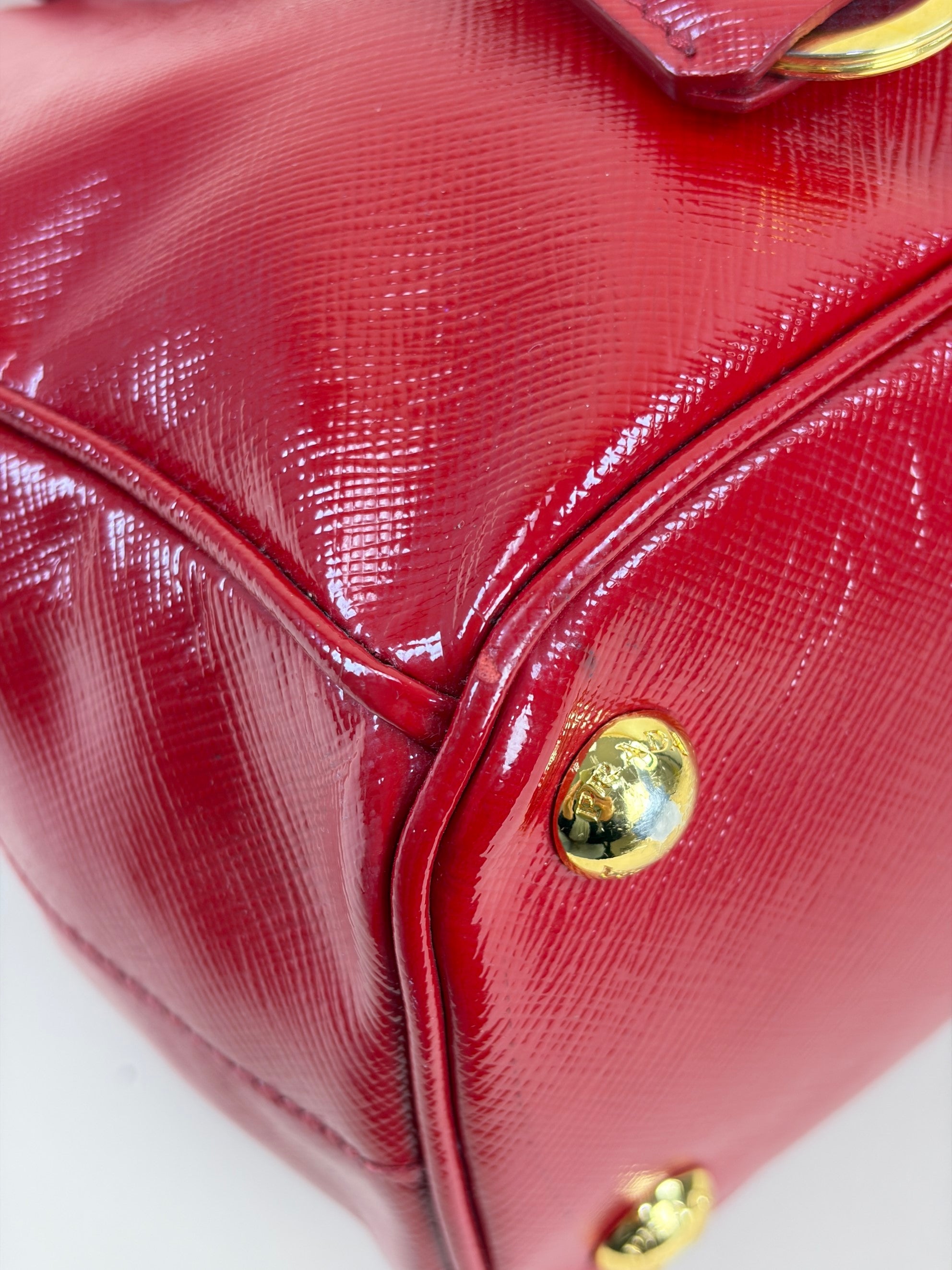 Prada shiny red small galleria saffiano leather double zip