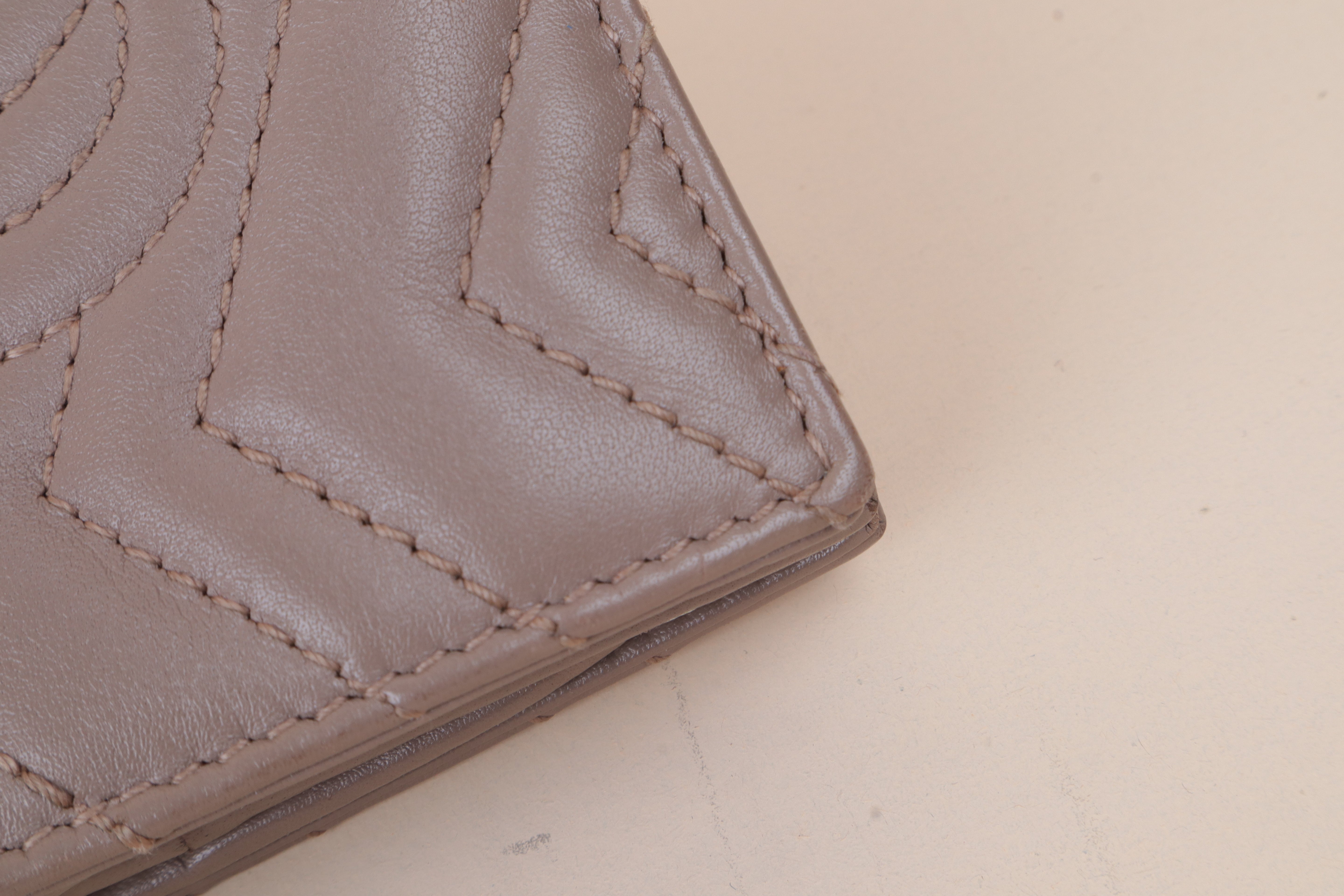 GUCCI WALLET BEIGE GG MARMONT