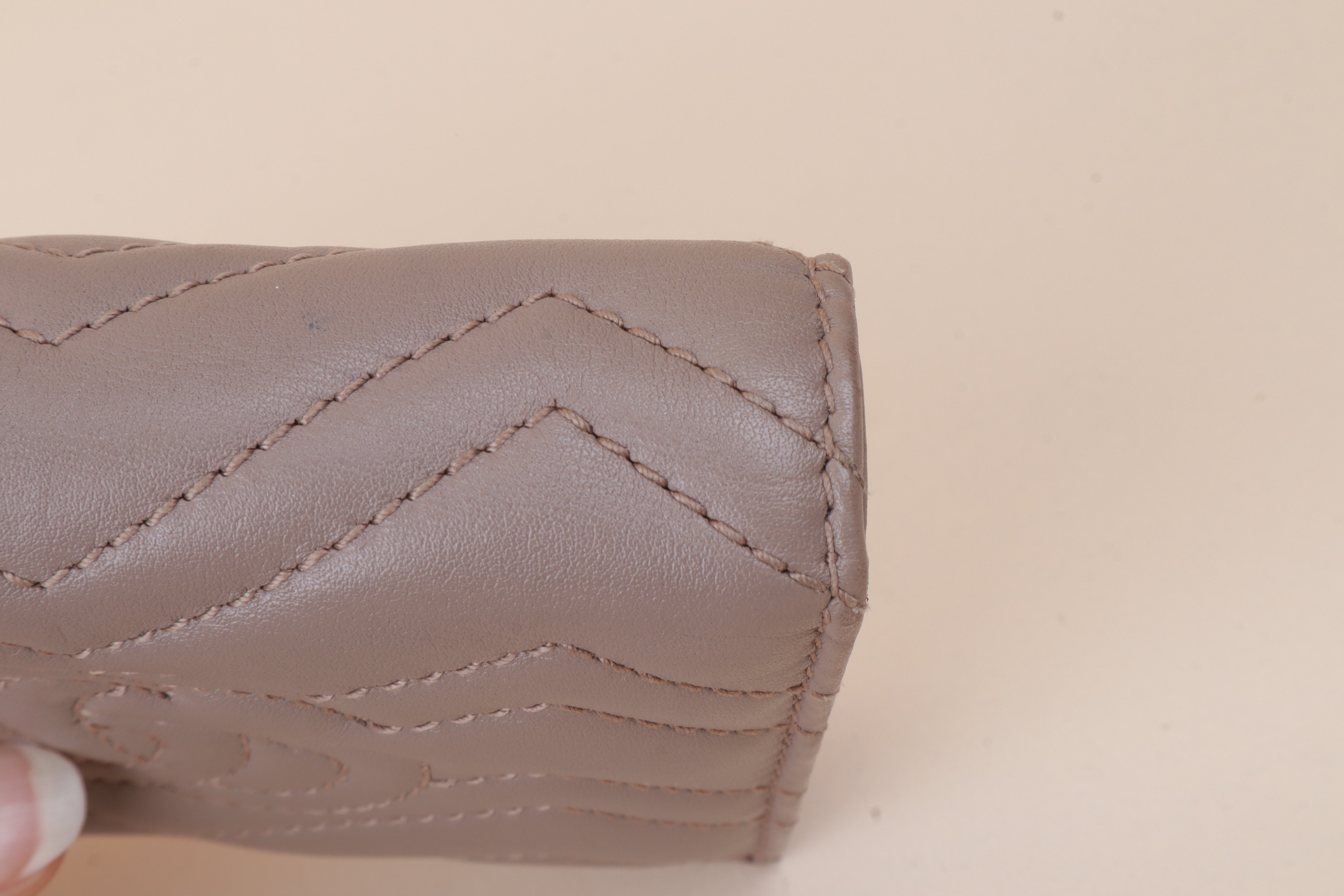GUCCI WALLET BEIGE GG MARMONT