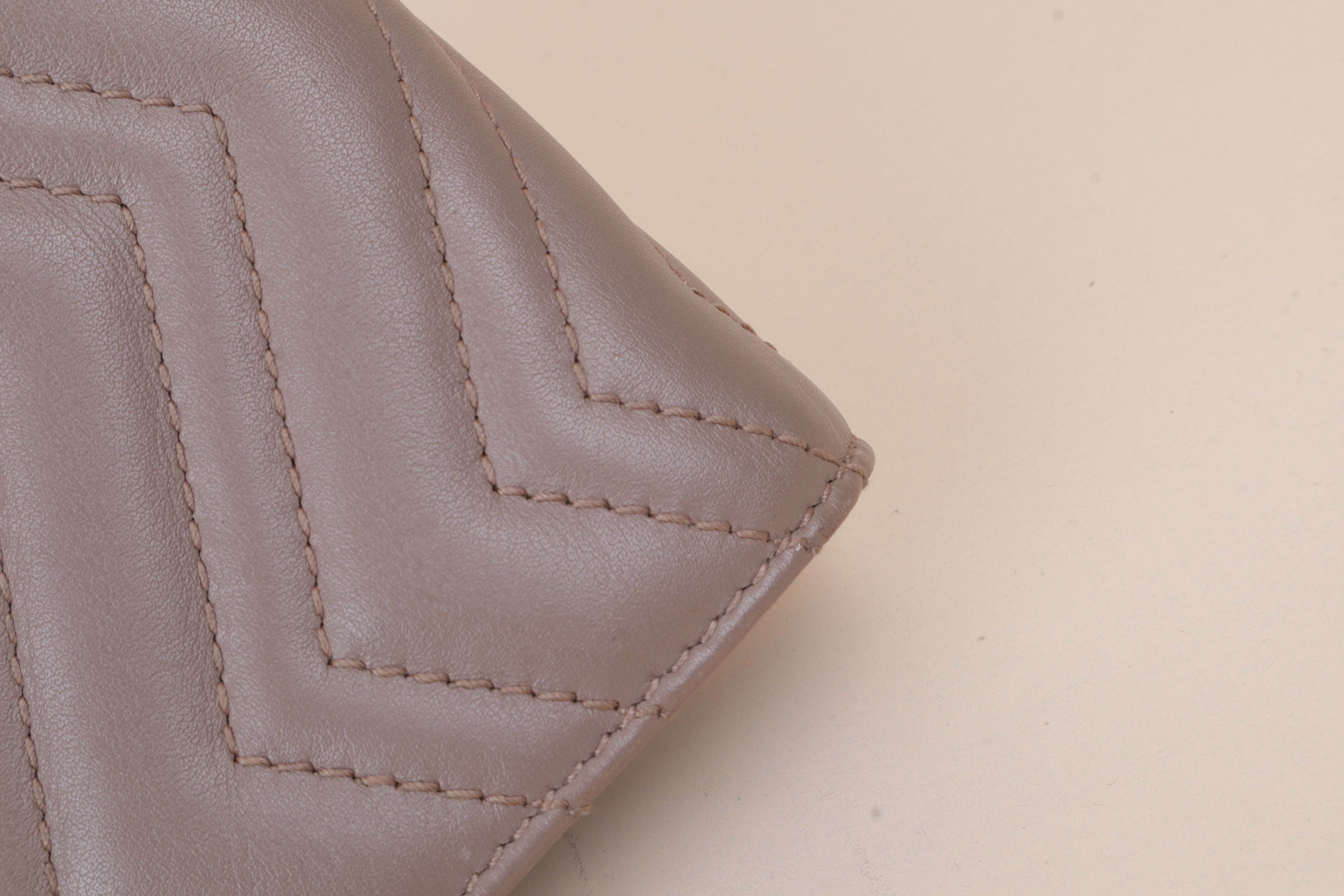 GUCCI WALLET BEIGE GG MARMONT
