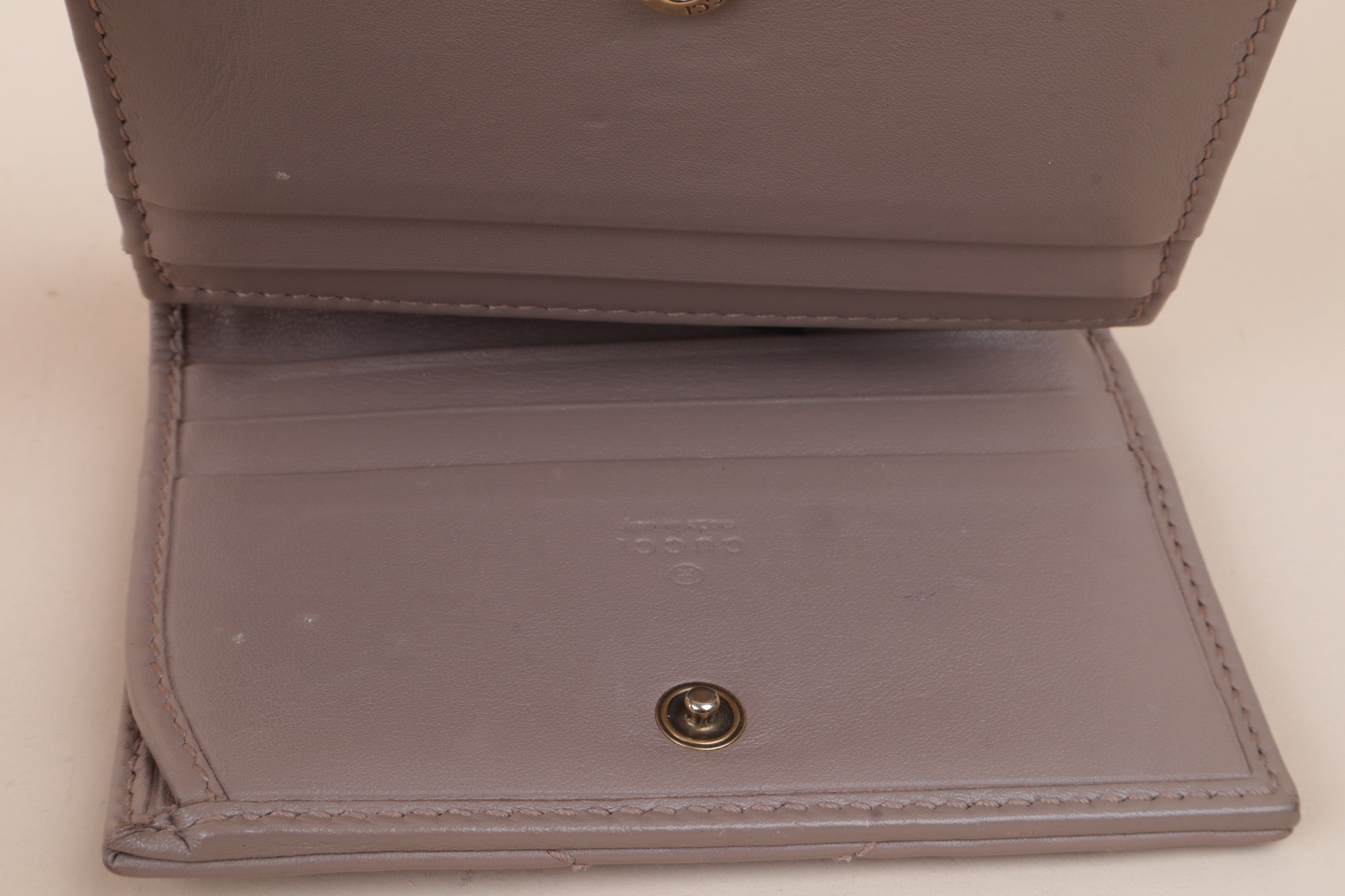 GUCCI WALLET BEIGE GG MARMONT