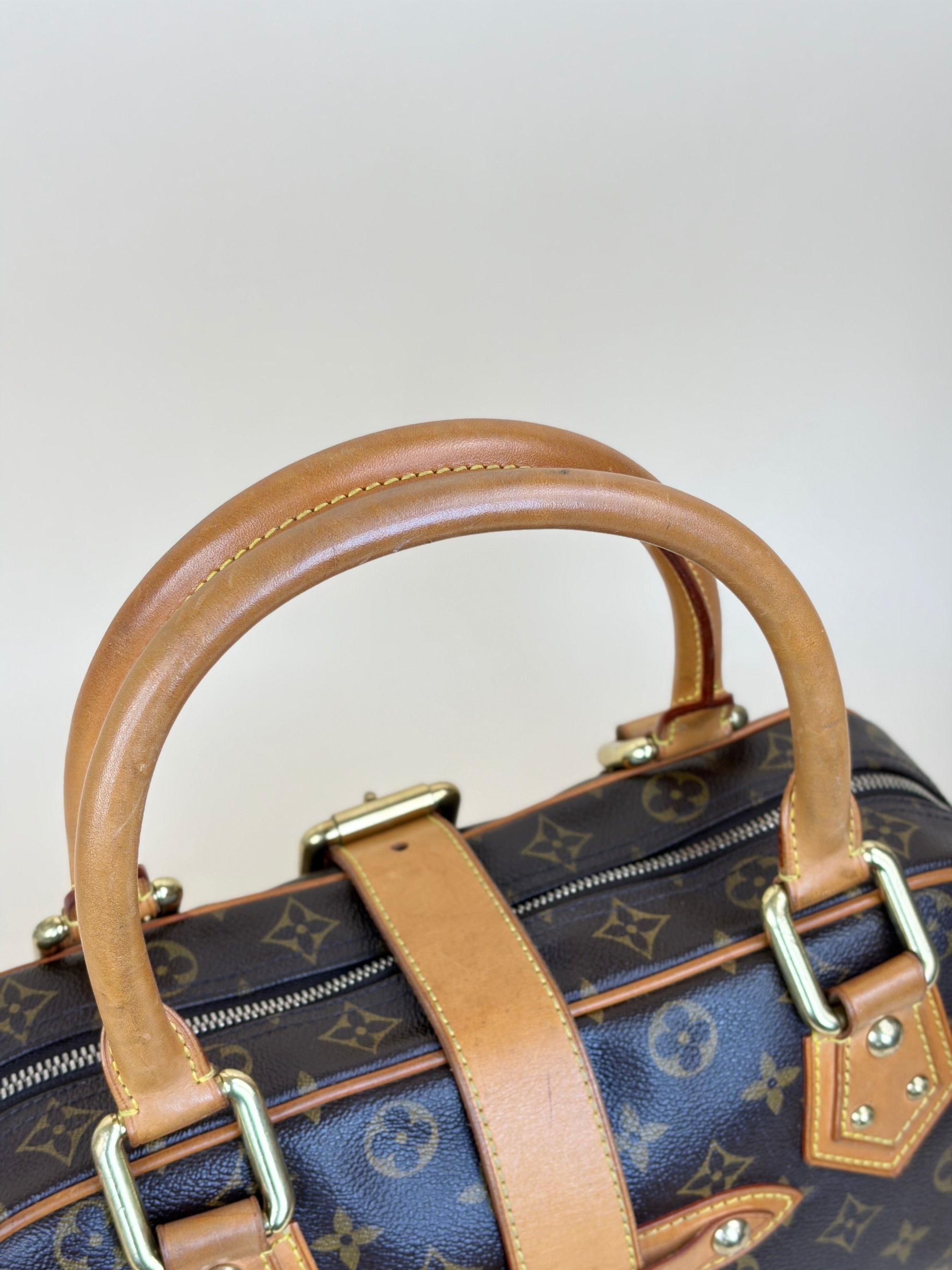 Louis Vuitton Monogram Manhattan GM Tote Bag