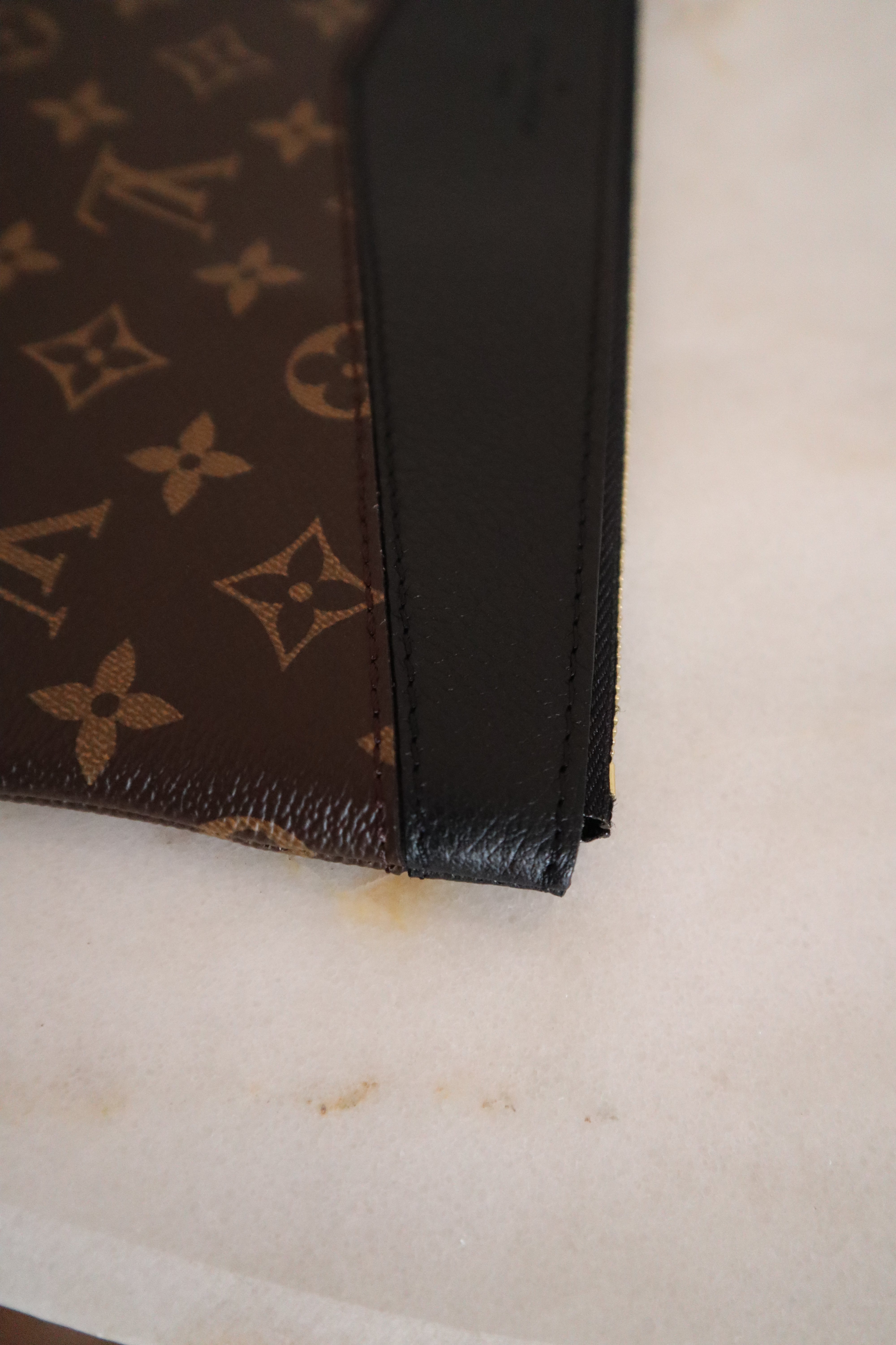 Louis Vuitton Monogram Black Daily Pouch-Pouch-Louis Vuitton-The Closet Egypt