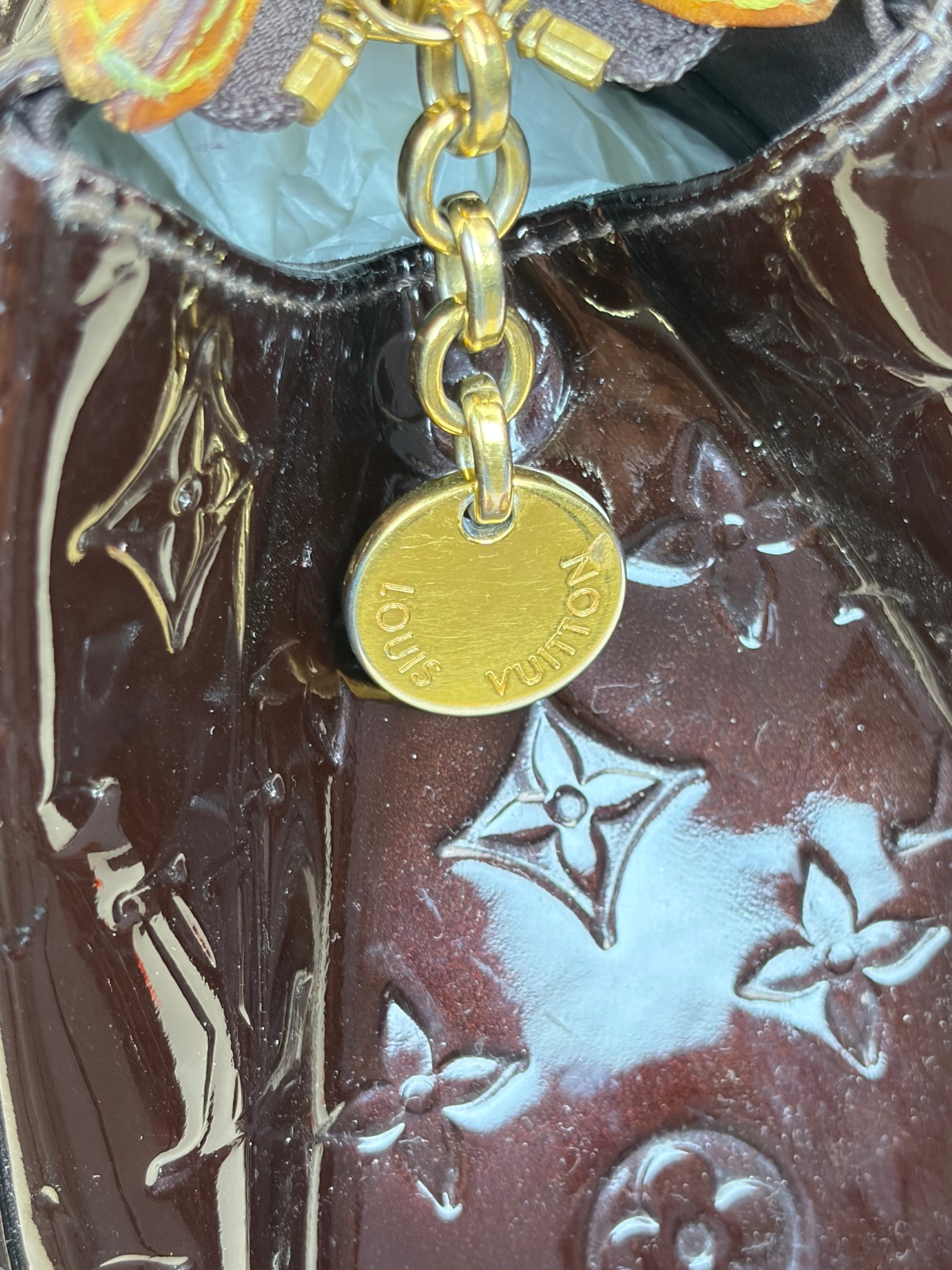 Louis Vuitton Amarante Monogram Vernis Brea MM Tote Bag with Strap