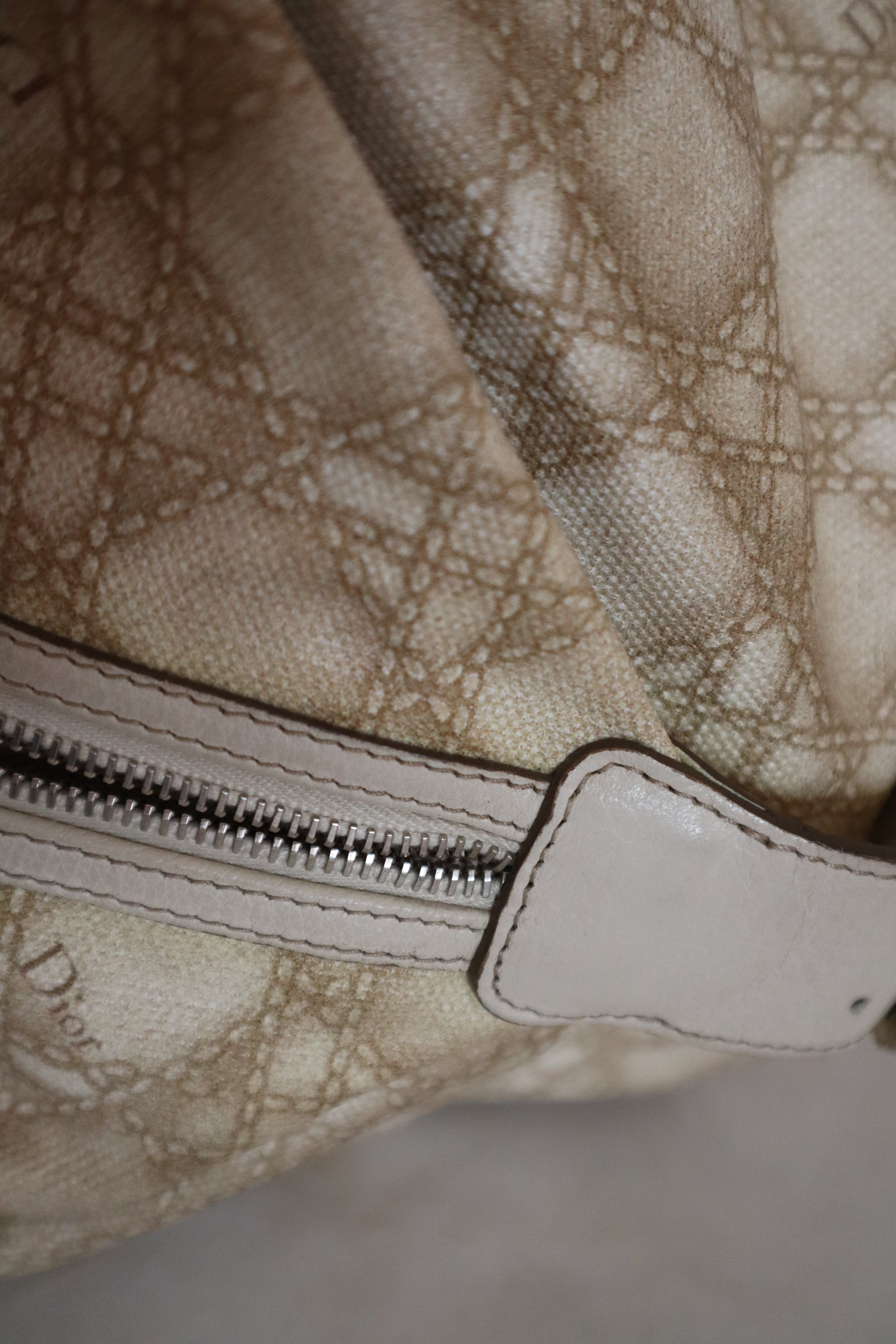 Christian Dior Bicolor Tote Bag-handbag-Christian Dior-The Closet Egypt