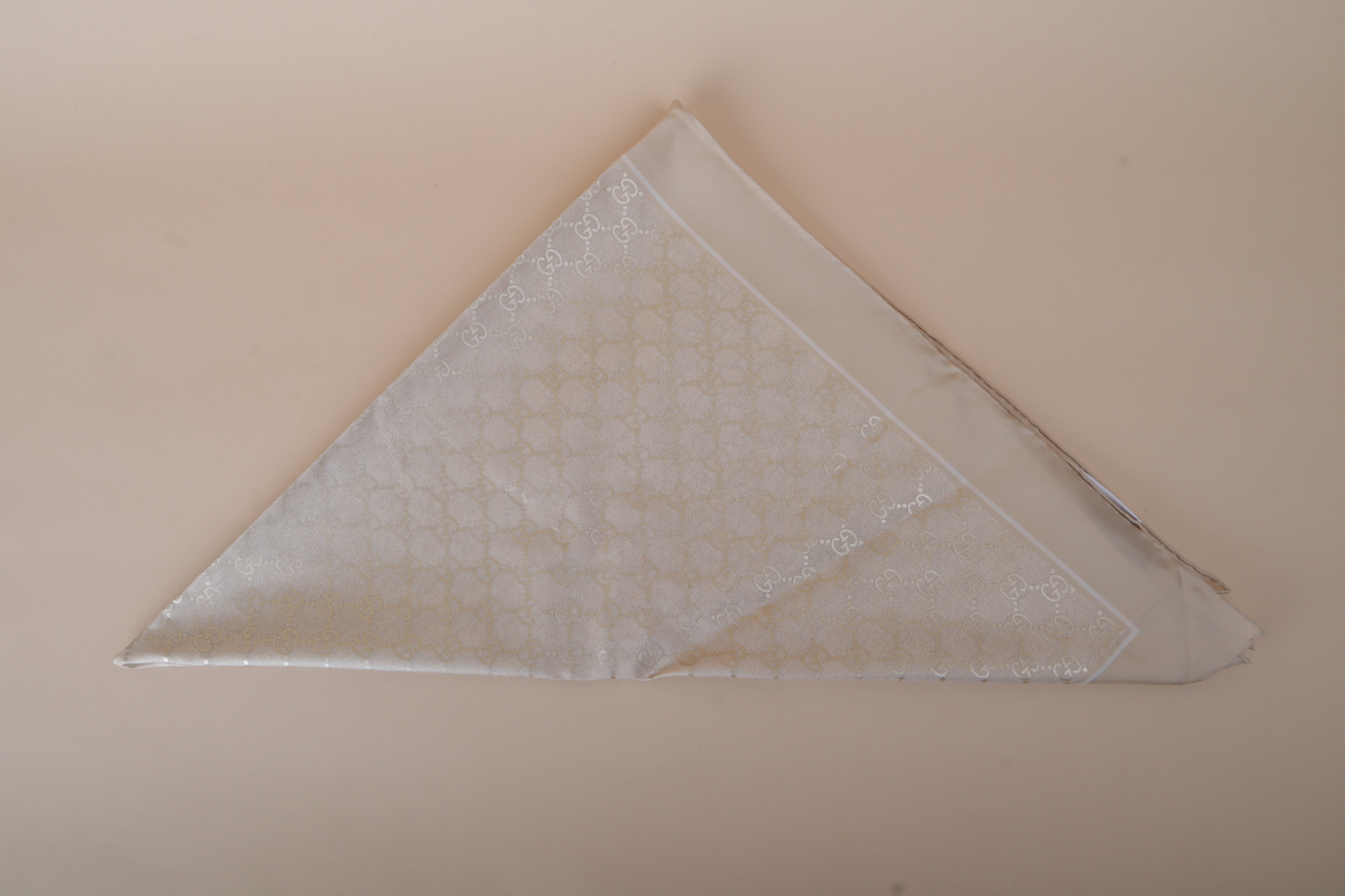 GUCCI LAMINATED PRINTED SILK BEIGE