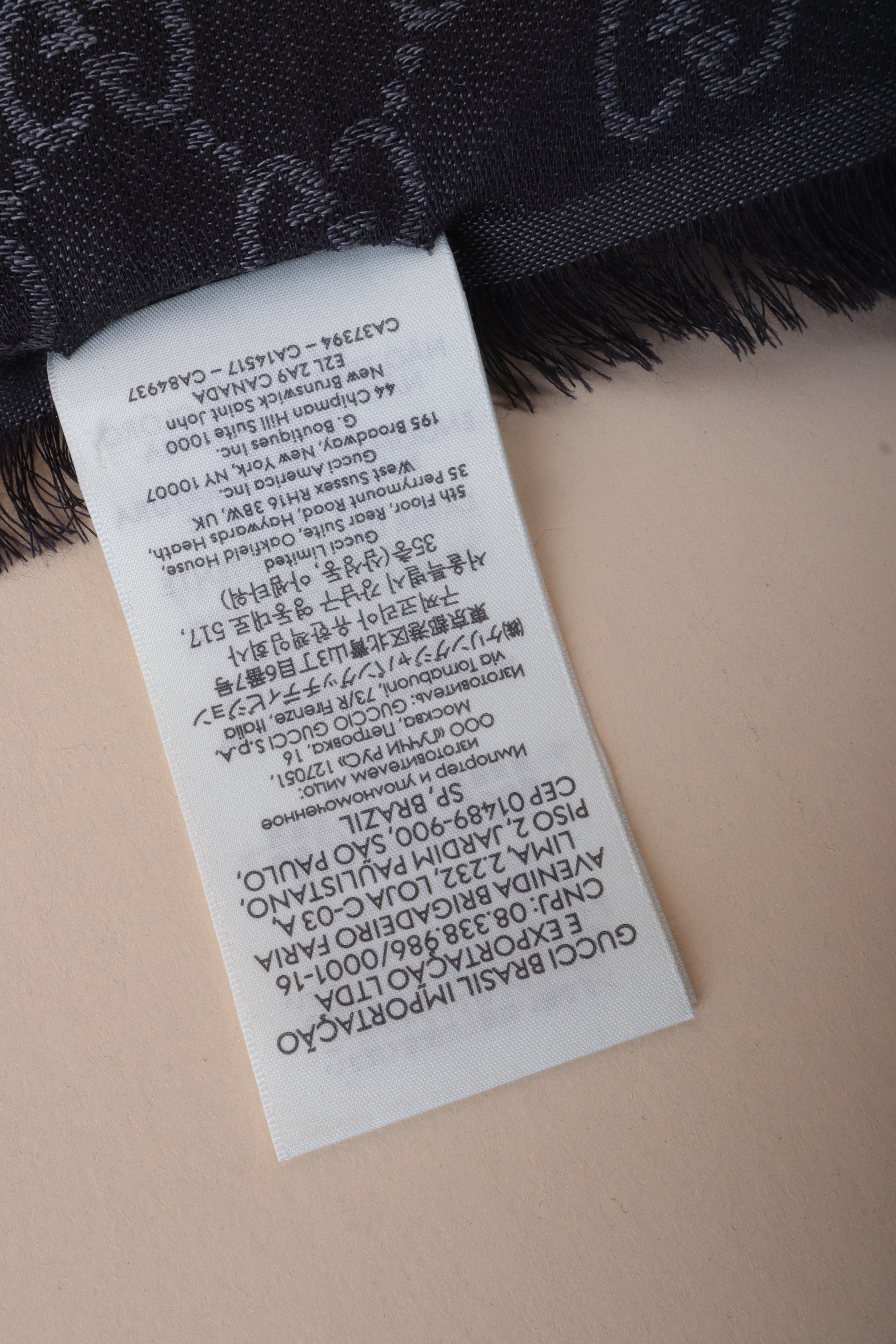 Gucci gray/black GG Scarf