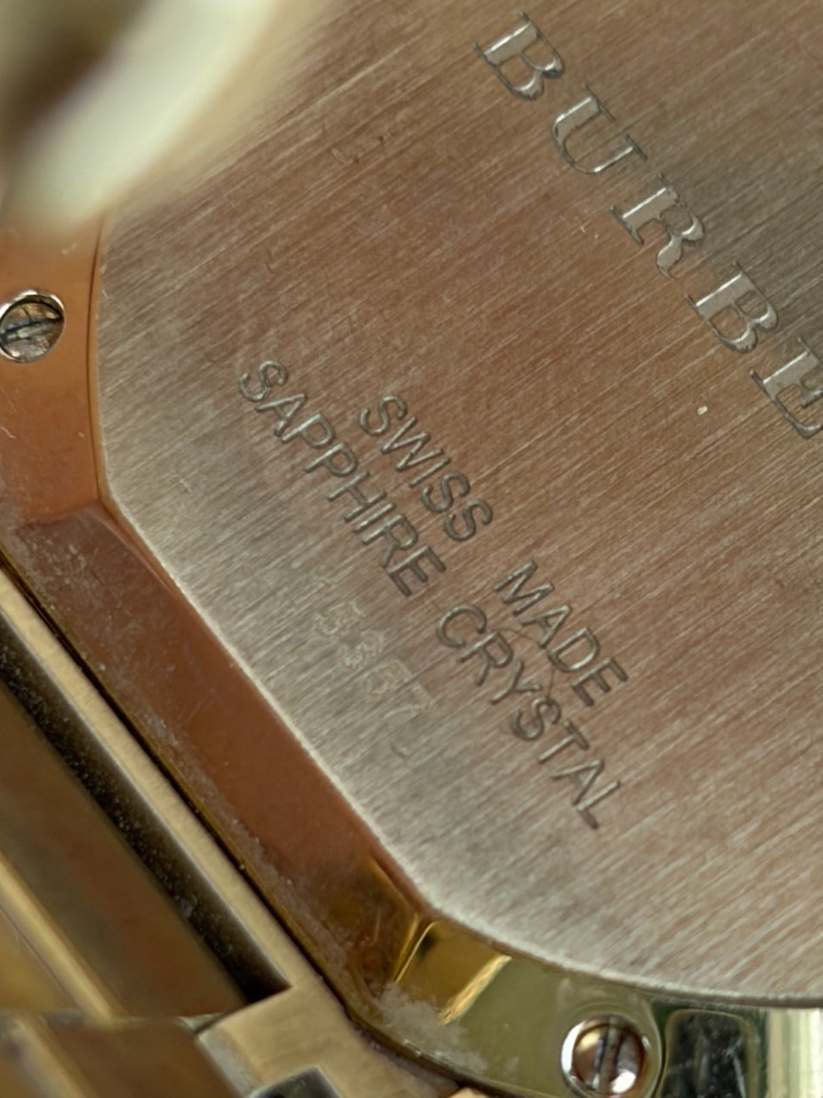 Burberry the city Gold Watch tone