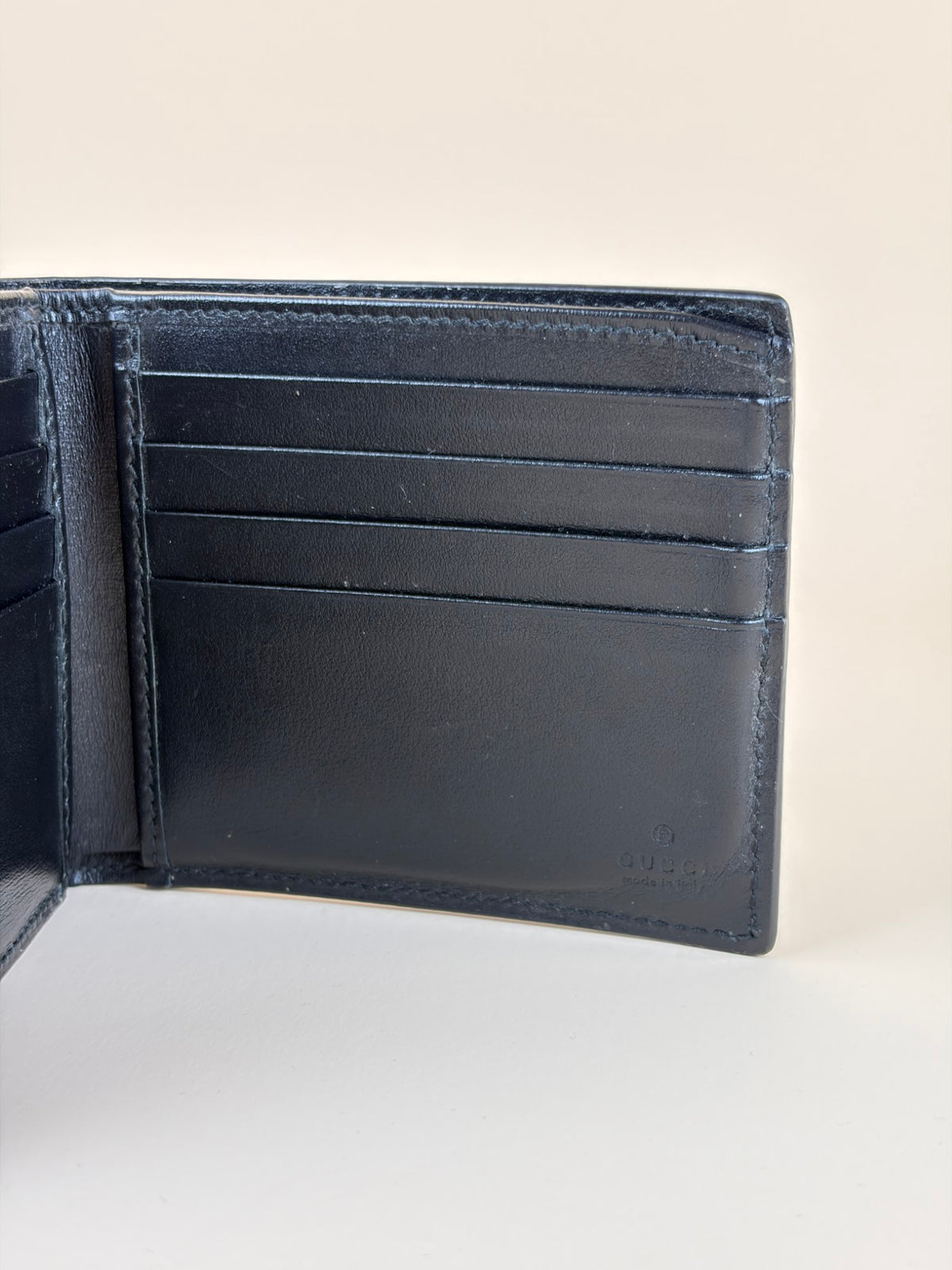 Gucci black leather gg marmont bi fold small wallet