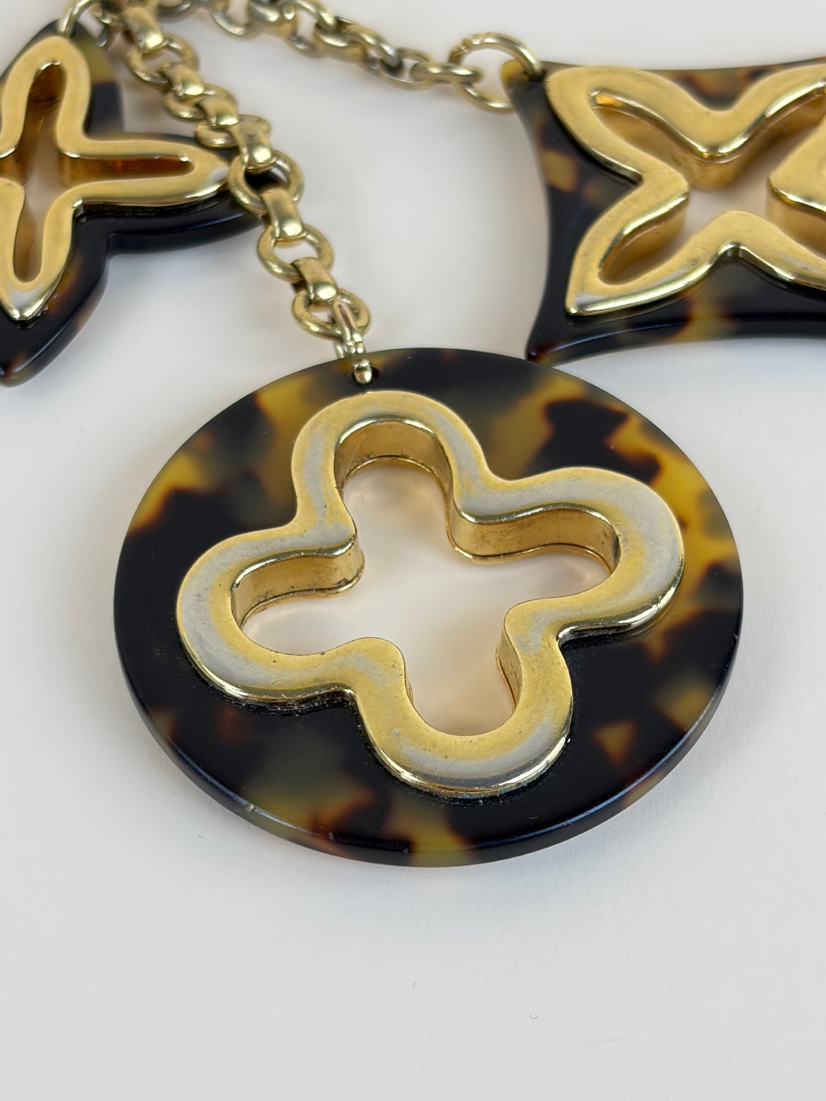 LOUIS VUITTON tortoise shell resin in solence key holder and bag charm