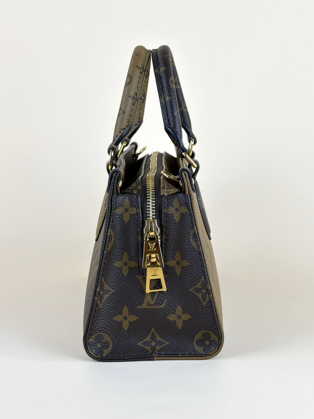Louis Vuitton monogram reverse canvas on the go east-west tote bag