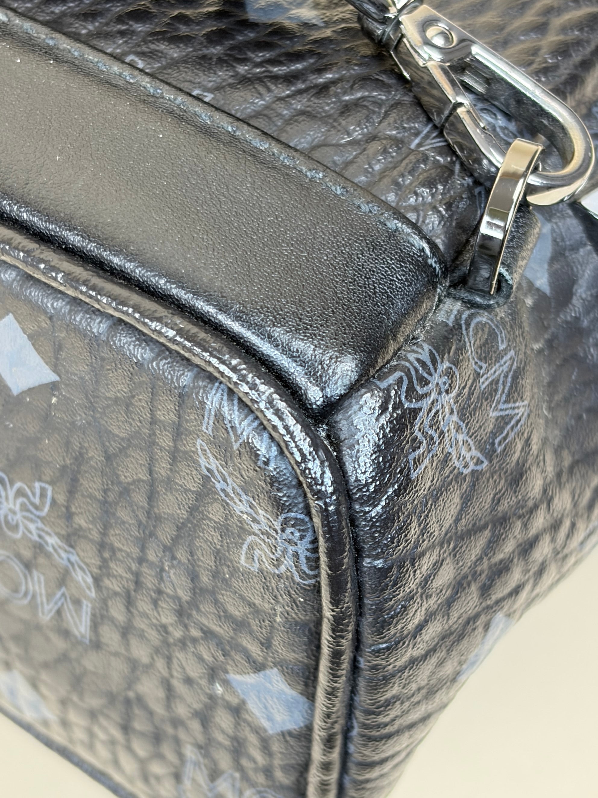 MCM black Stark Bebe Boo Studs Visitos side