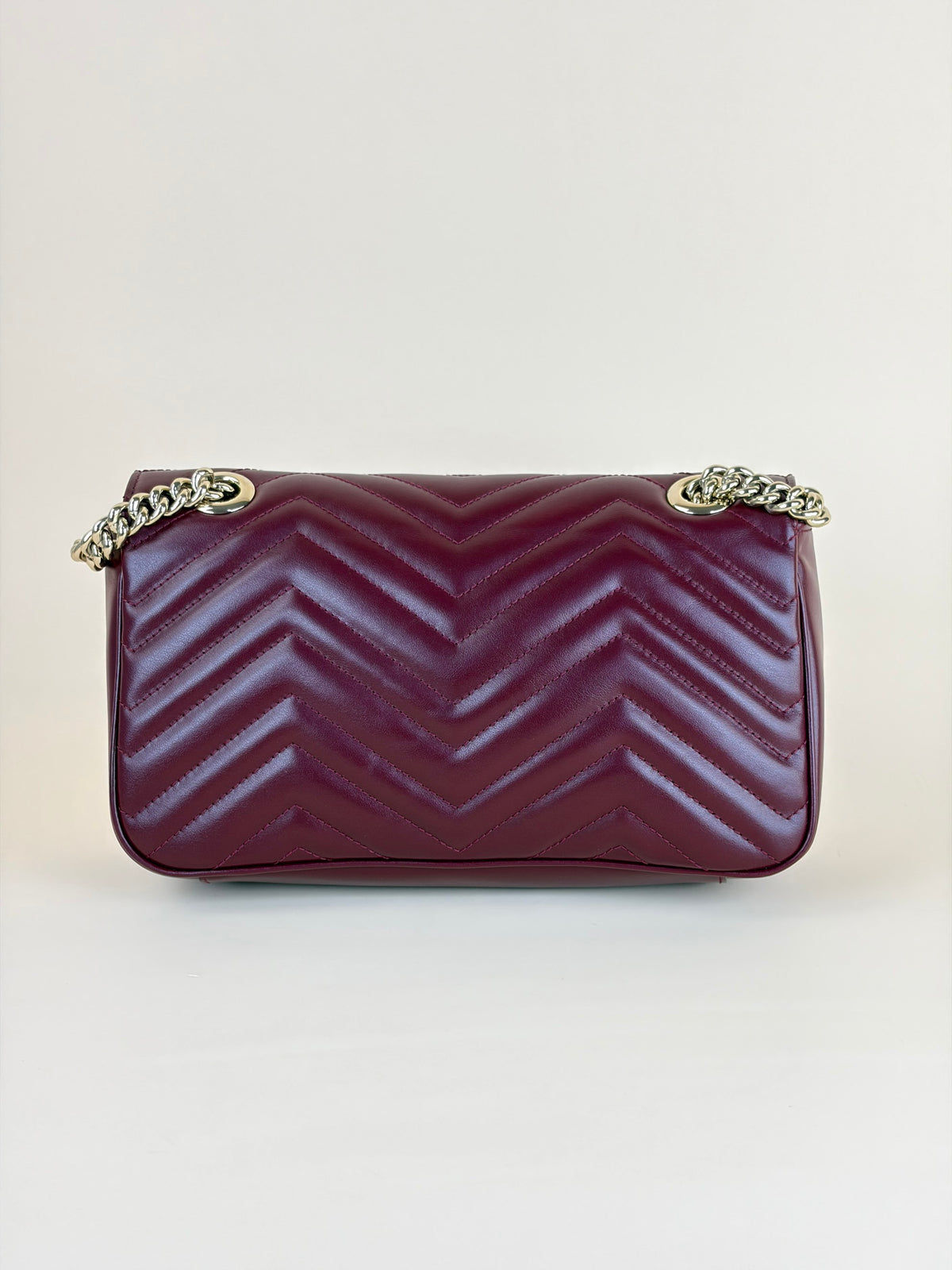 Gucci rosso Ancora red GG Marmont medium shoulder bag